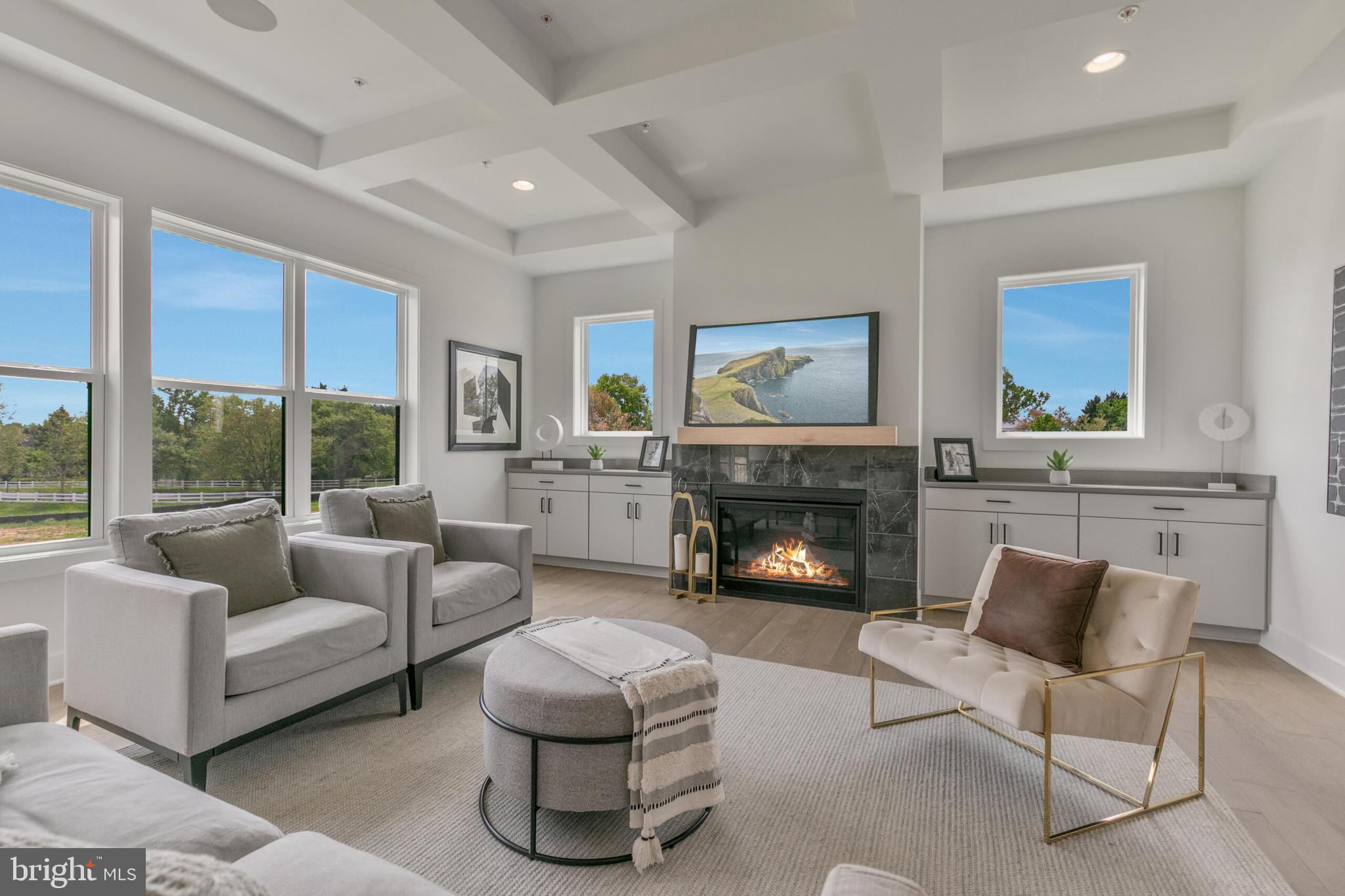 POTOMAC CHASE - Residential