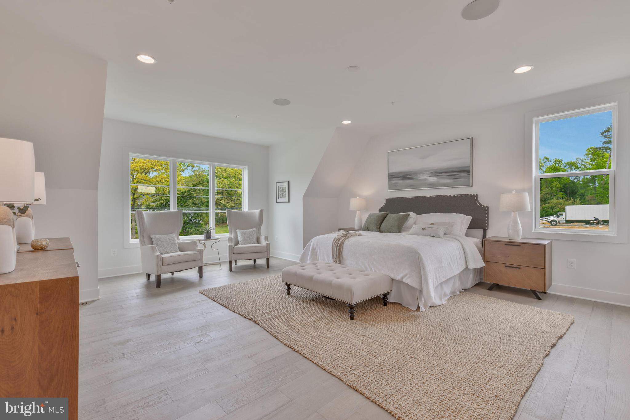 POTOMAC CHASE - Residential