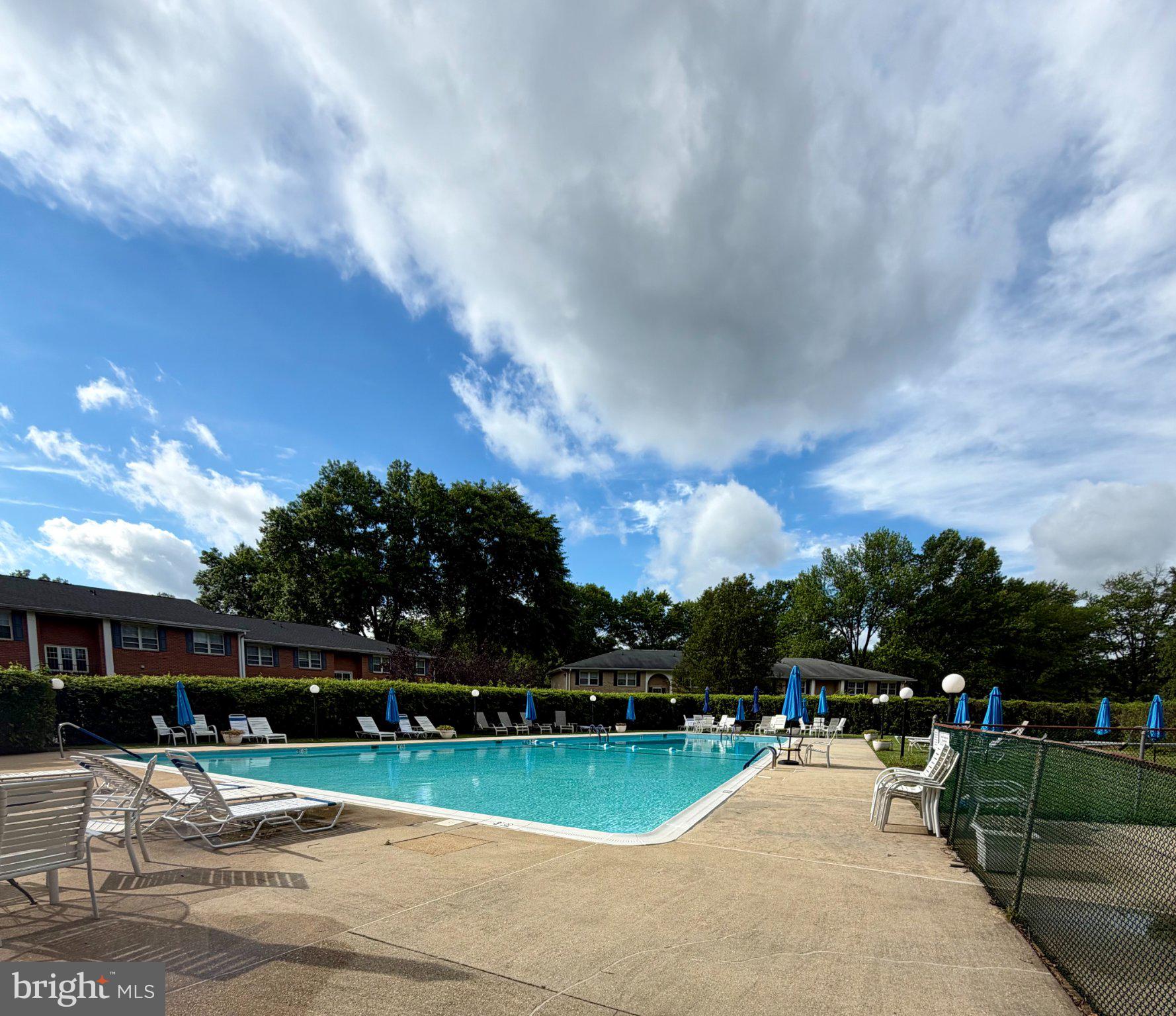 106 SEEVUE COURT B