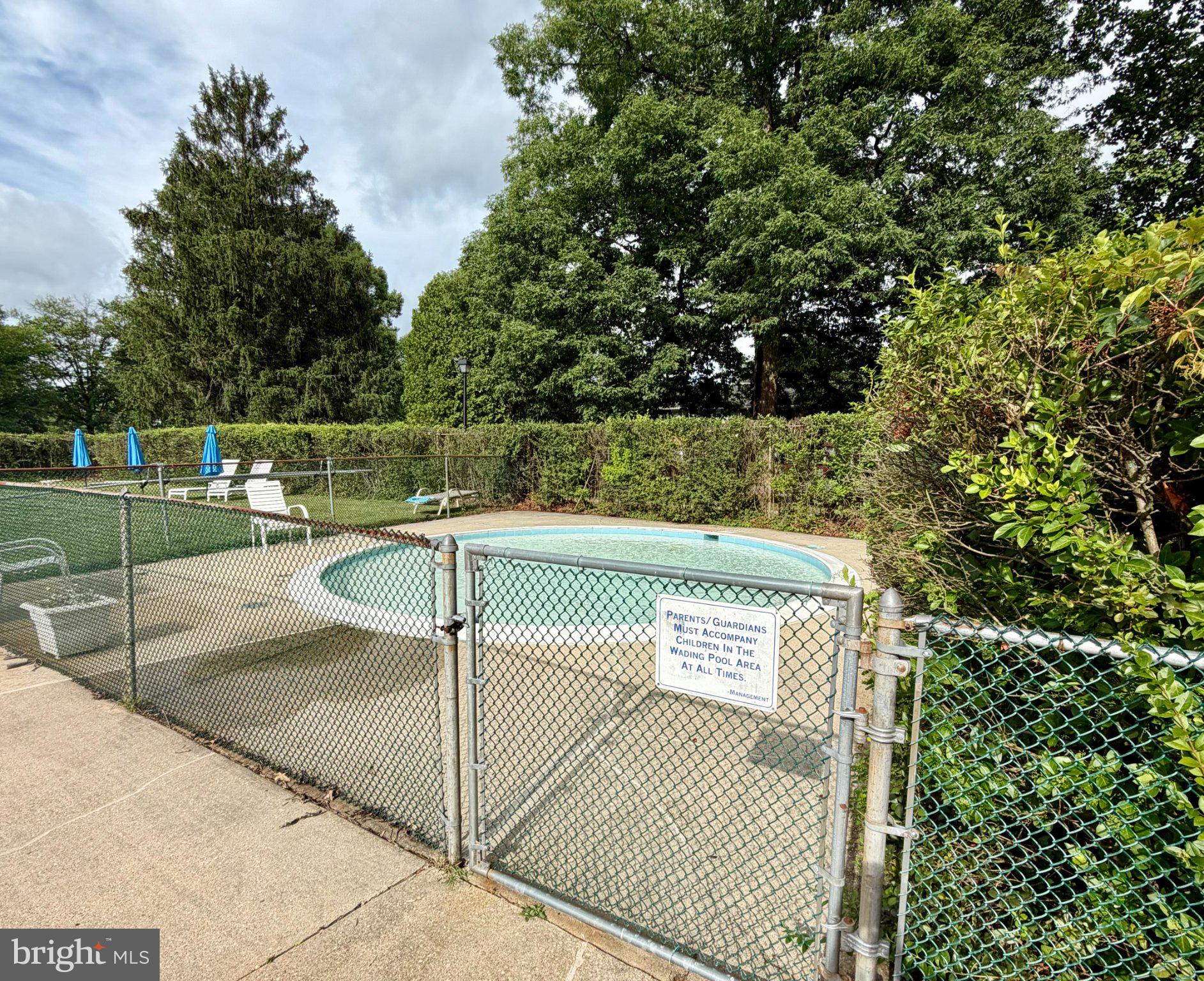 106 SEEVUE COURT B