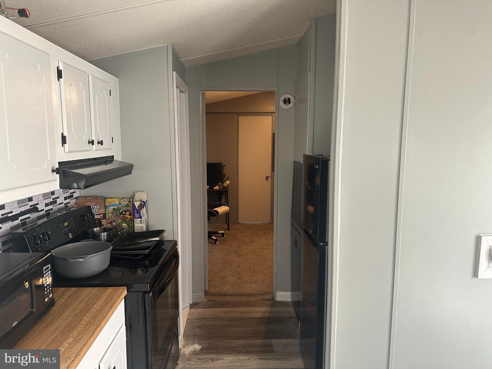 CEDARHURST ACRES - Residential