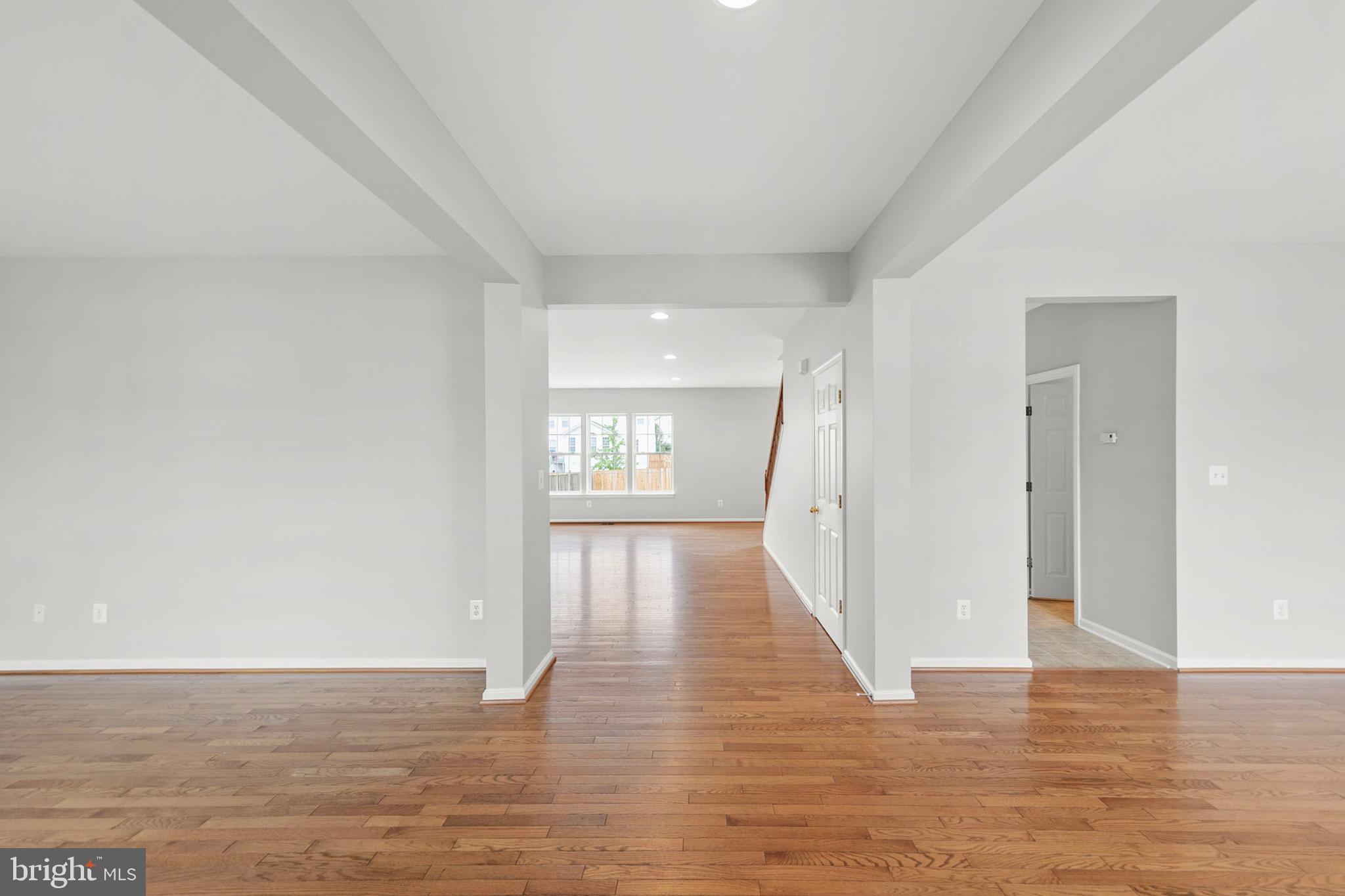 THE GUARDS - Residential