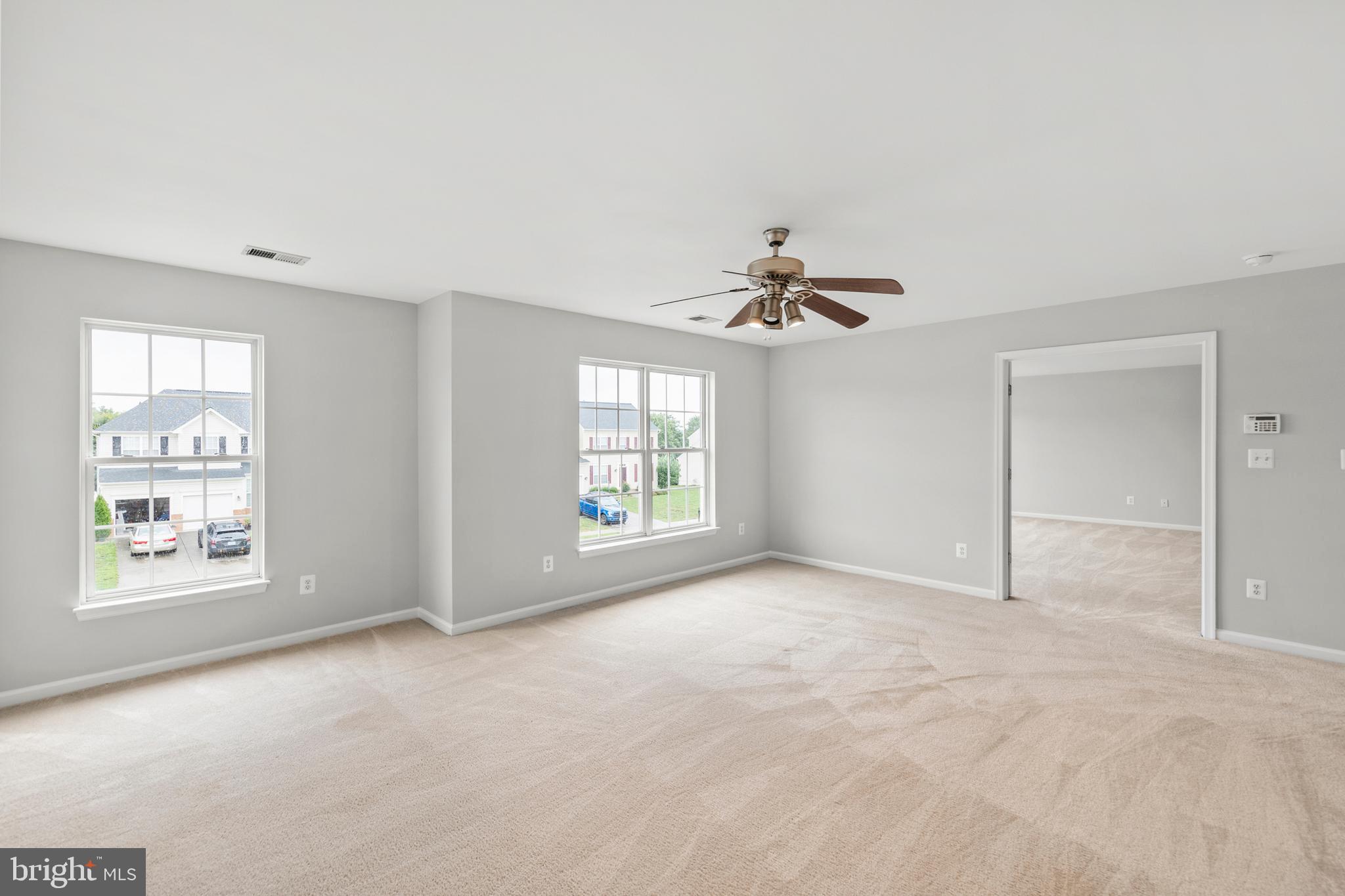 THE GUARDS - Residential