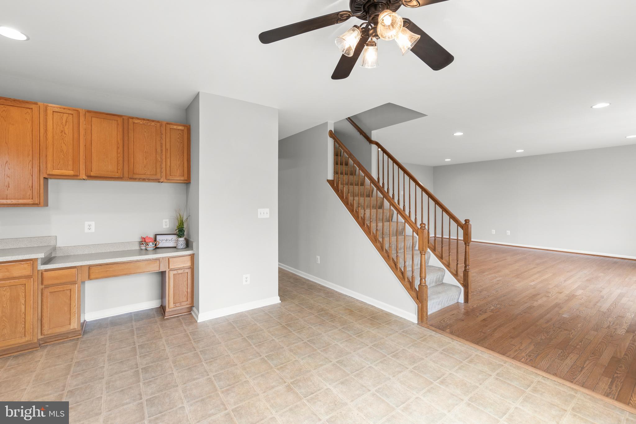 THE GUARDS - Residential