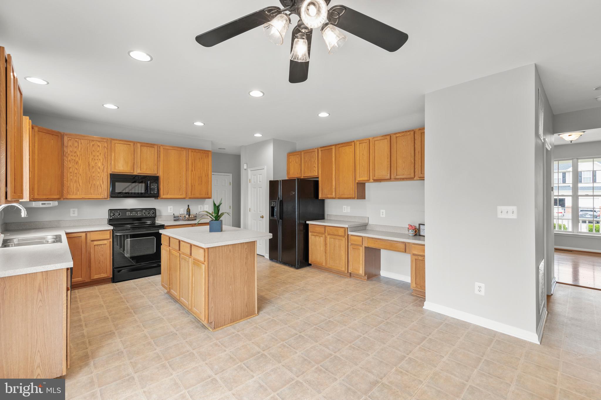 THE GUARDS - Residential