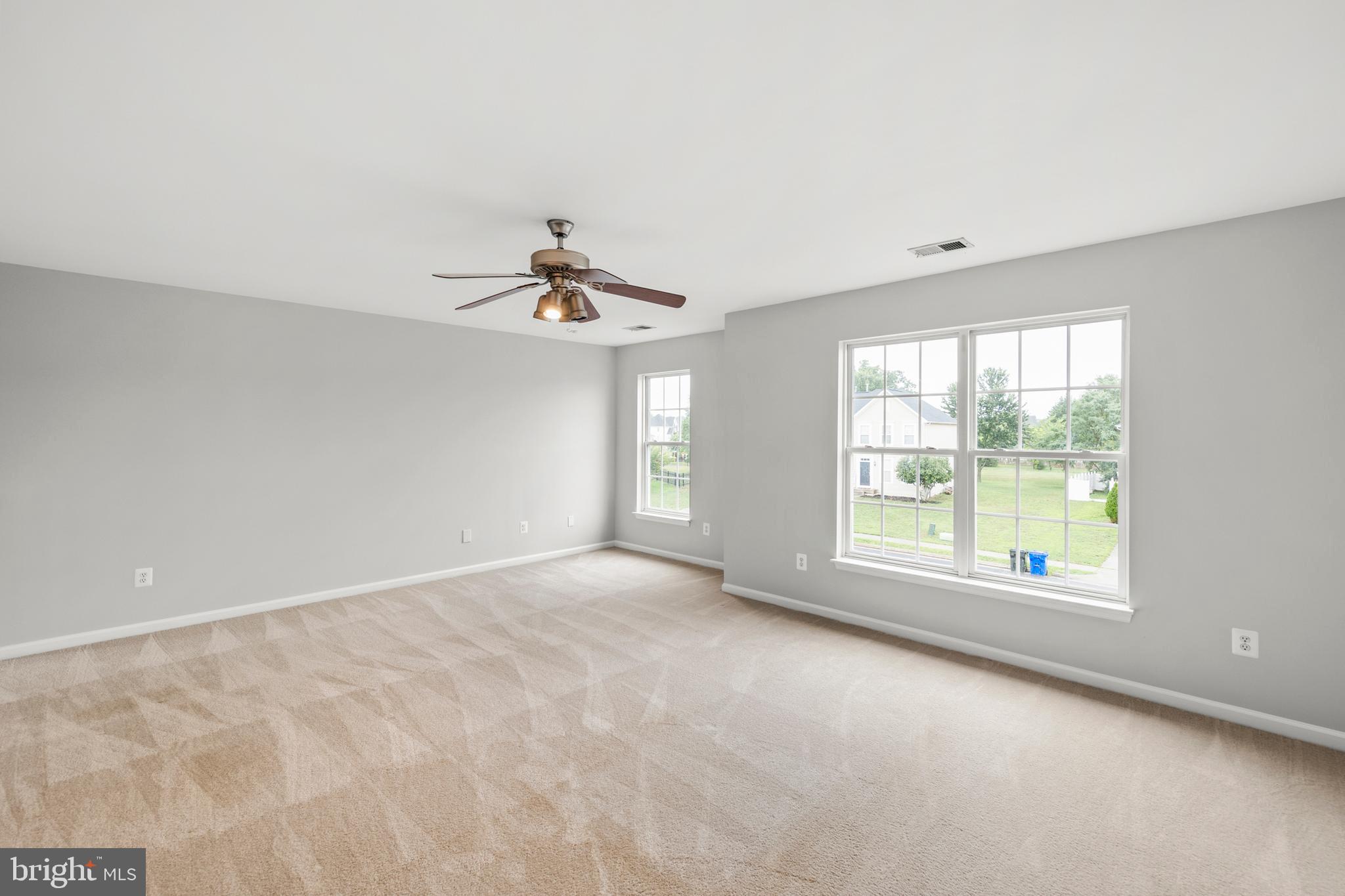 THE GUARDS - Residential