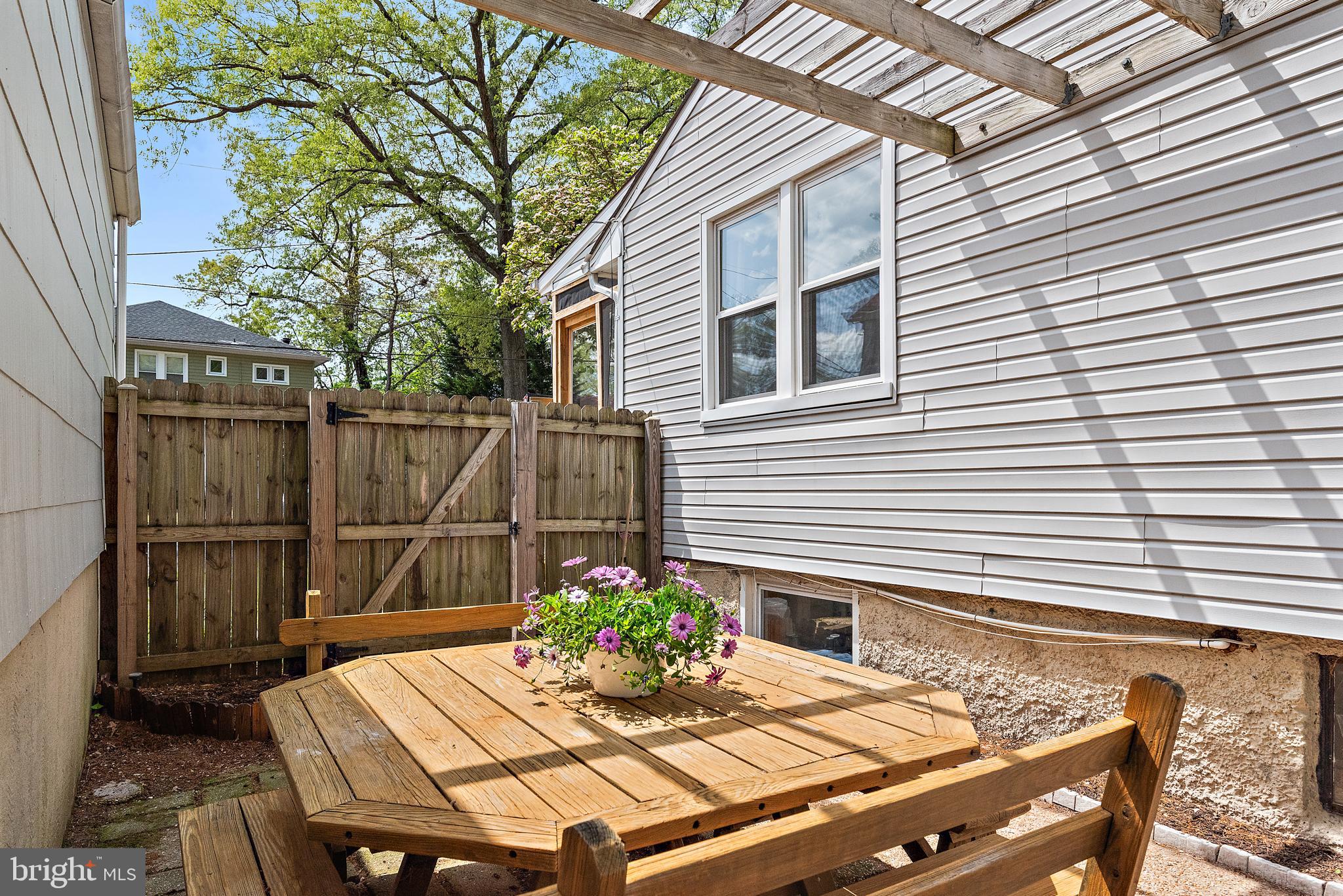 PASADENA - Residential