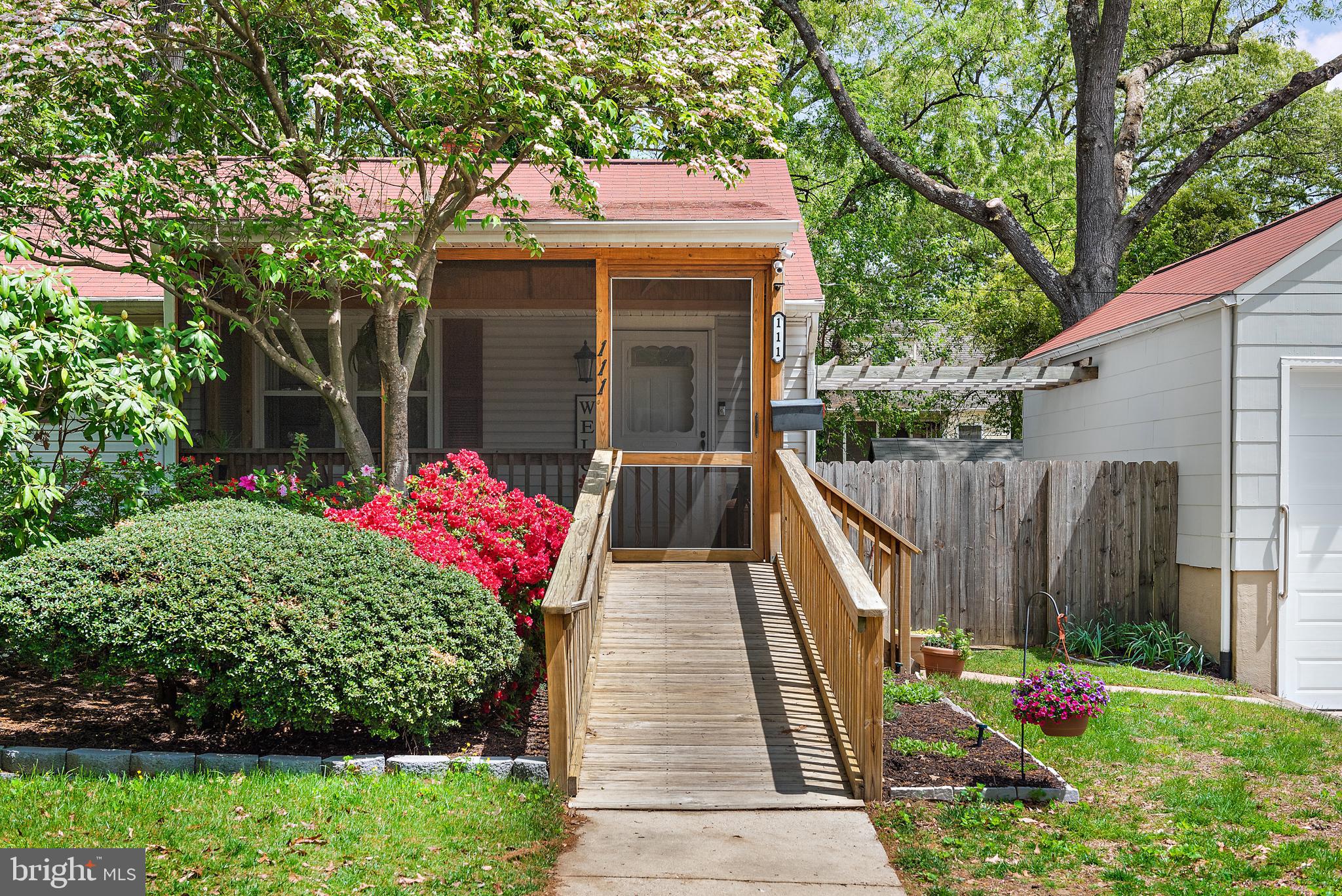 PASADENA - Residential