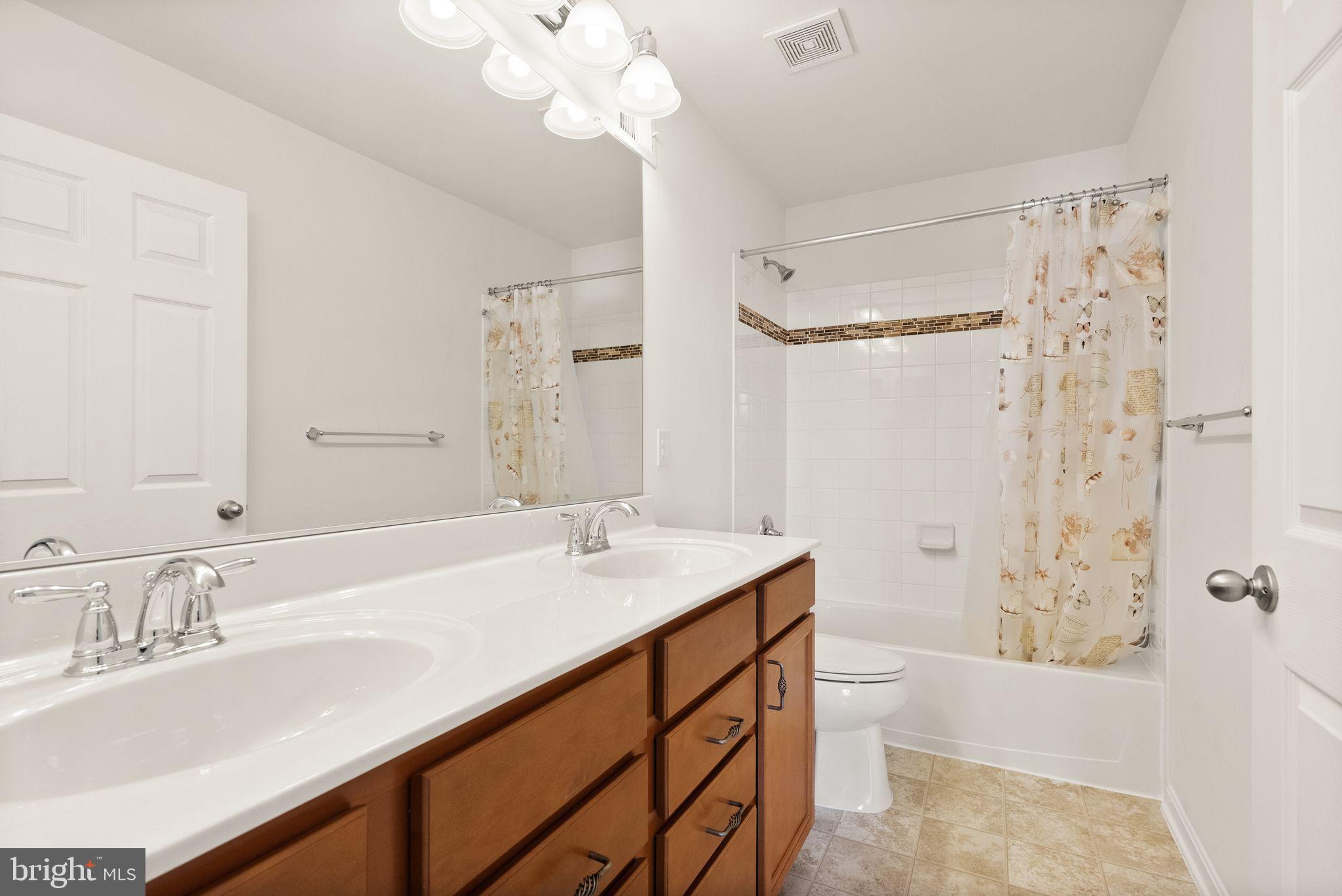 LEELAND STATION - Residential