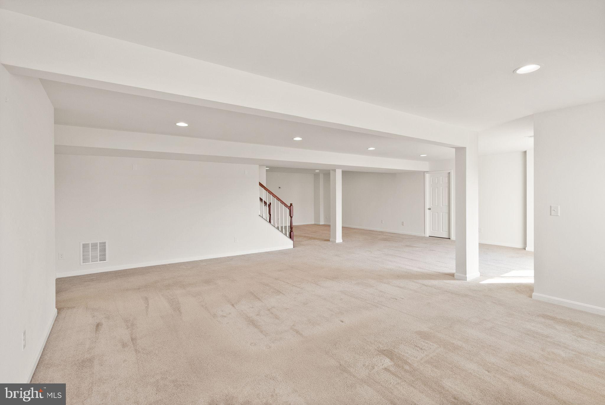 LEELAND STATION - Residential