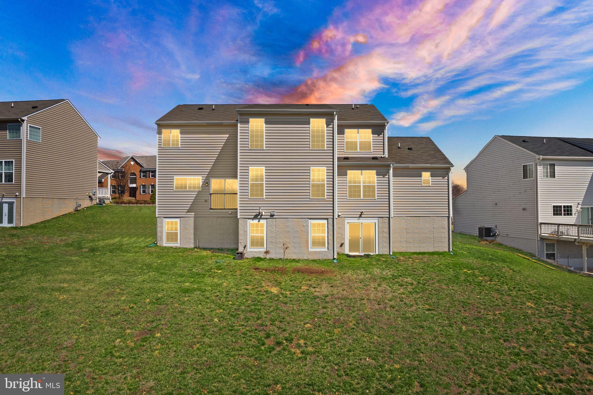 LEELAND STATION - Residential