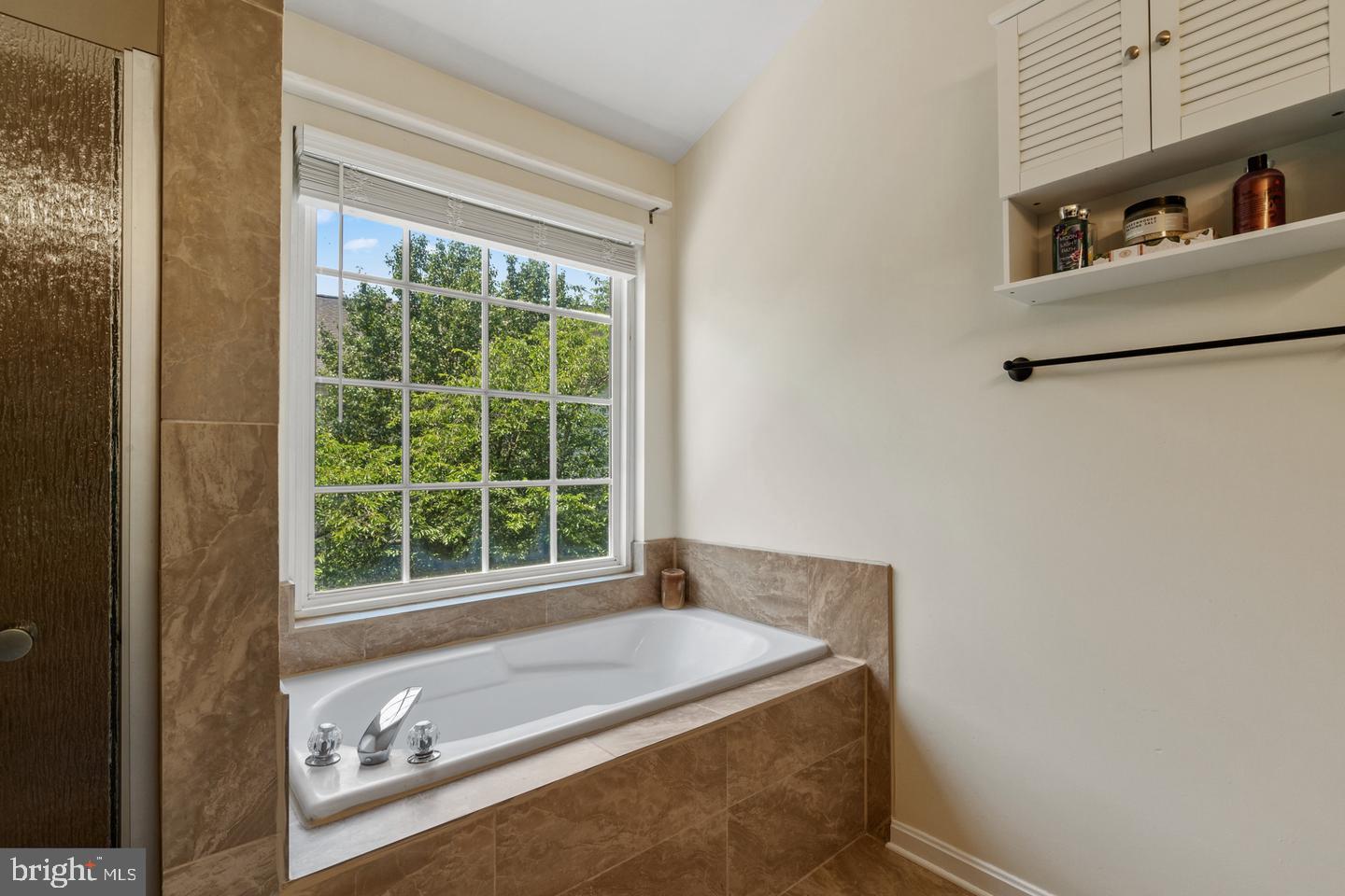 WORTHINGTON WOODS - Residential Lease