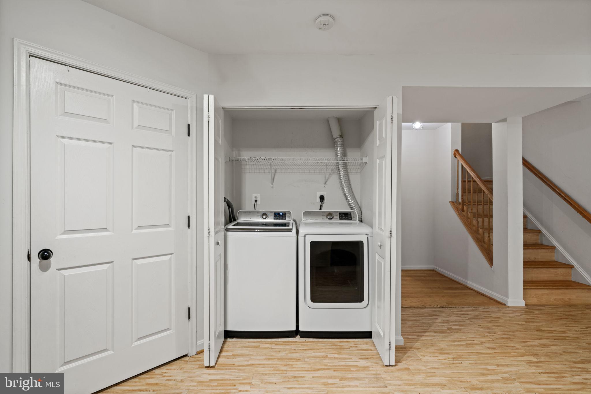 WORTHINGTON WOODS - Residential Lease