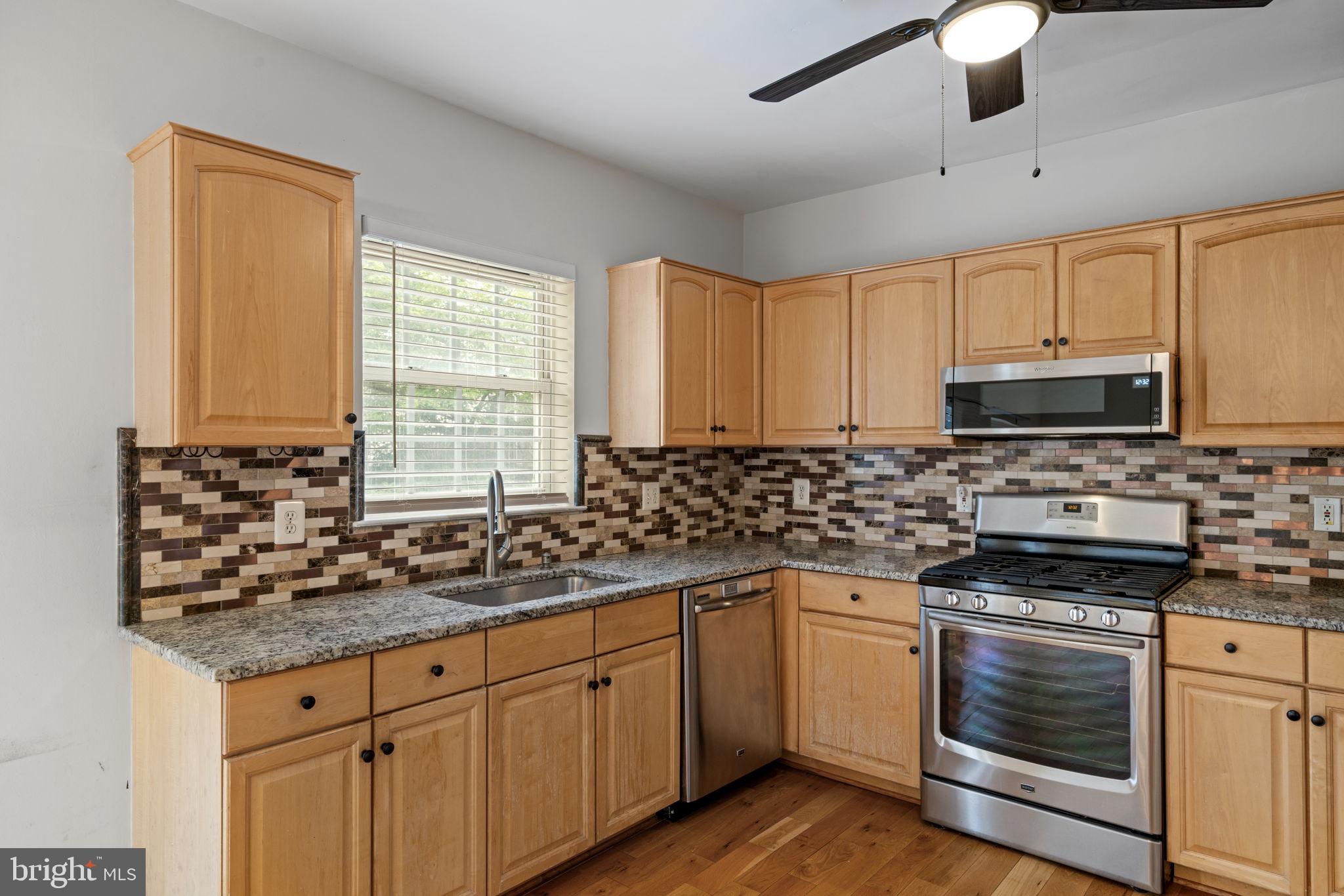 WORTHINGTON WOODS - Residential Lease