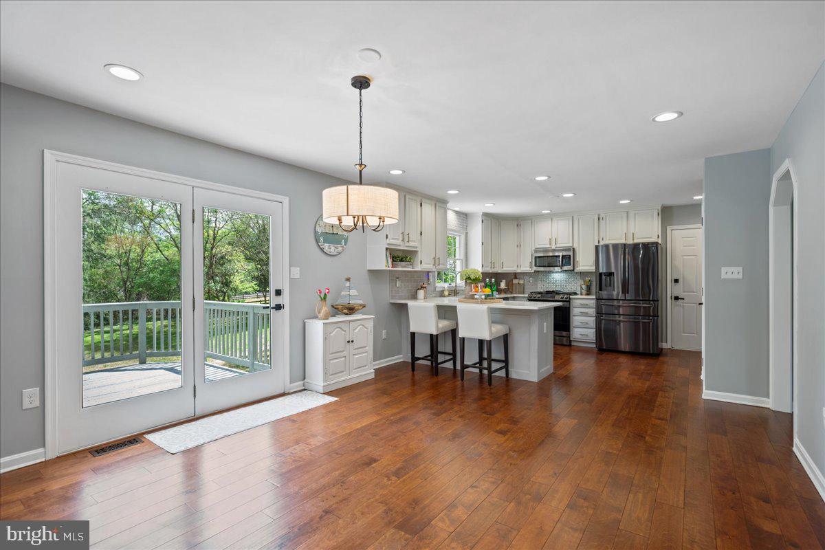 FRIDAY CREEK ESTATES - Residential