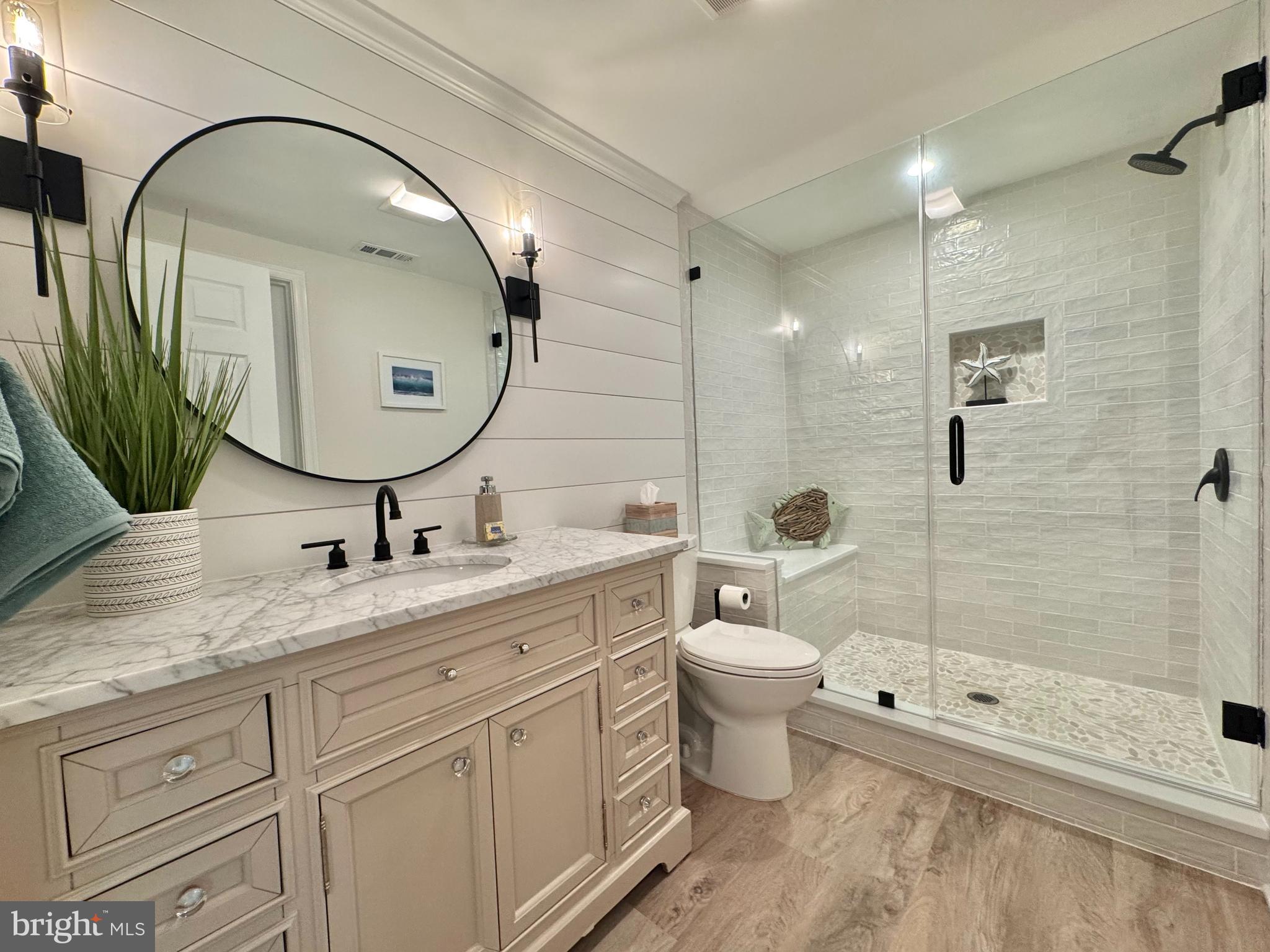 FRIDAY CREEK ESTATES - Residential