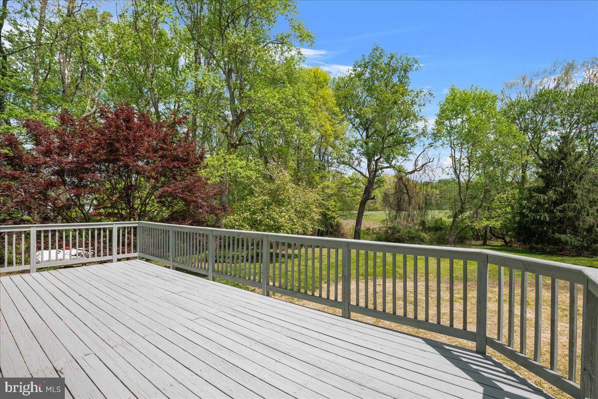 FRIDAY CREEK ESTATES - Residential