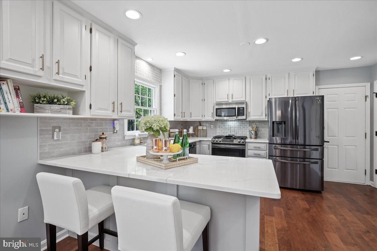 FRIDAY CREEK ESTATES - Residential