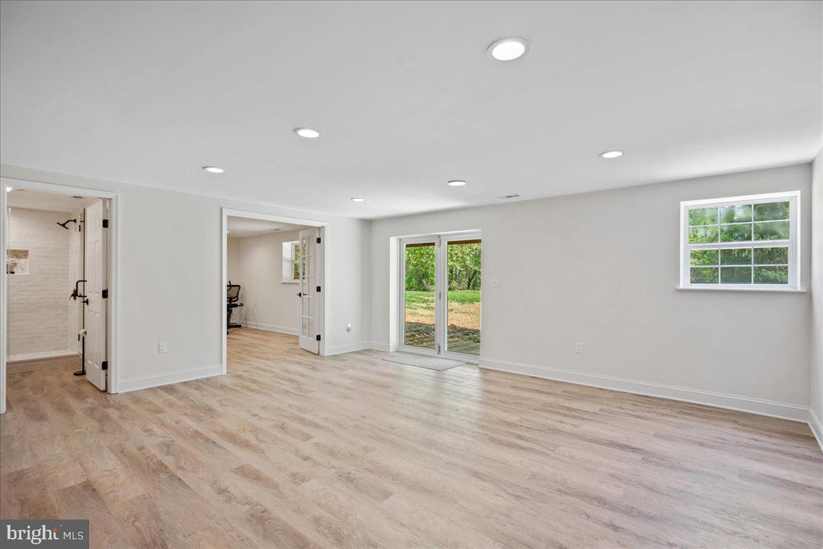 FRIDAY CREEK ESTATES - Residential