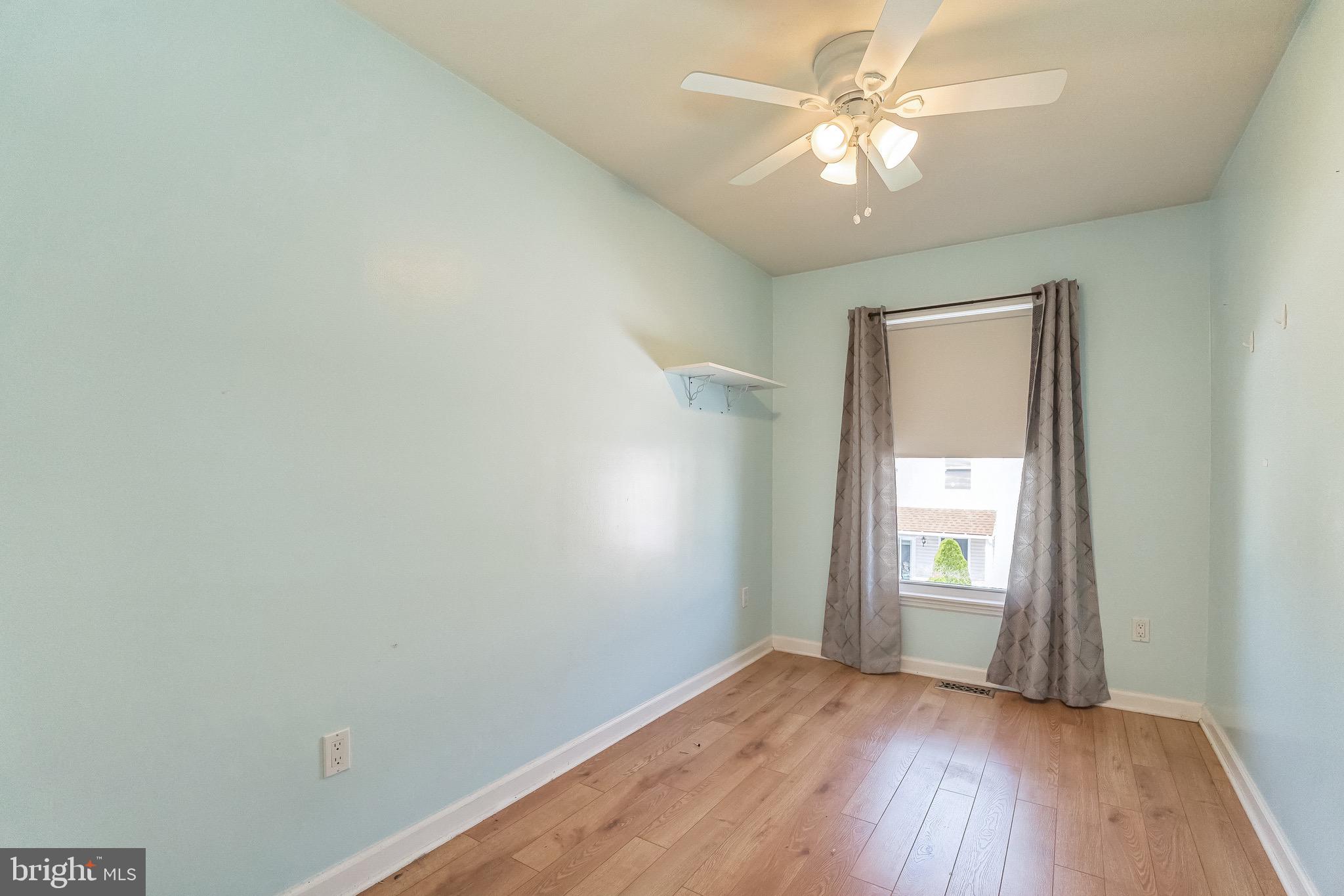 PORT RICHMOND - Residential