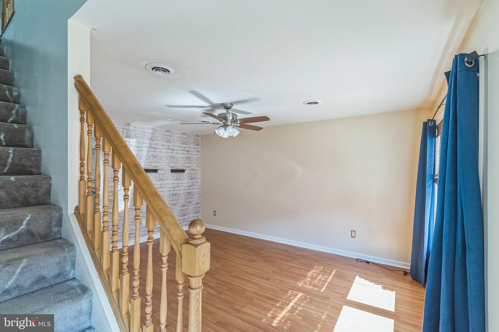 PORT RICHMOND - Residential