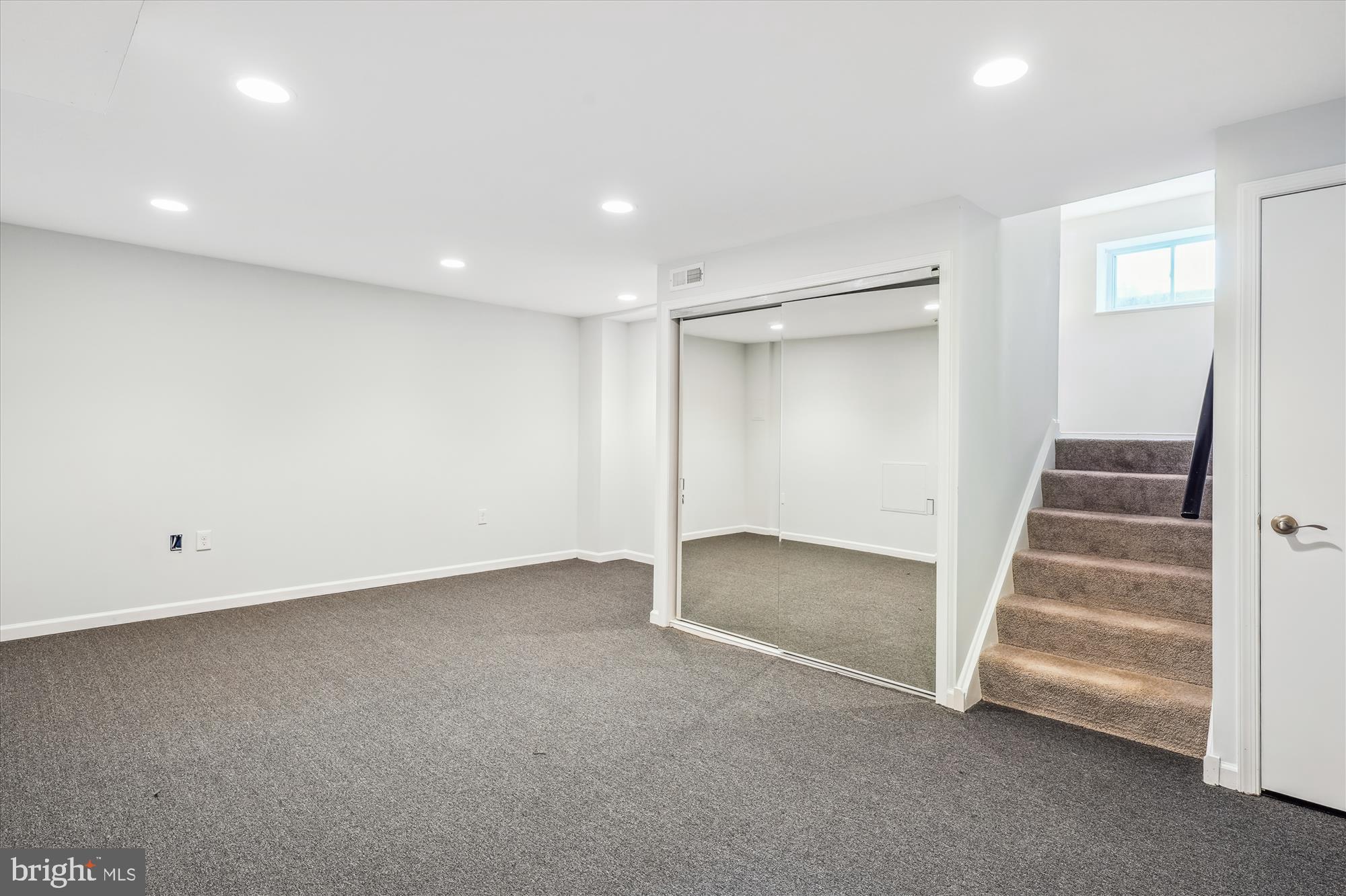 MILL CRK TOWNE EAST - Residential