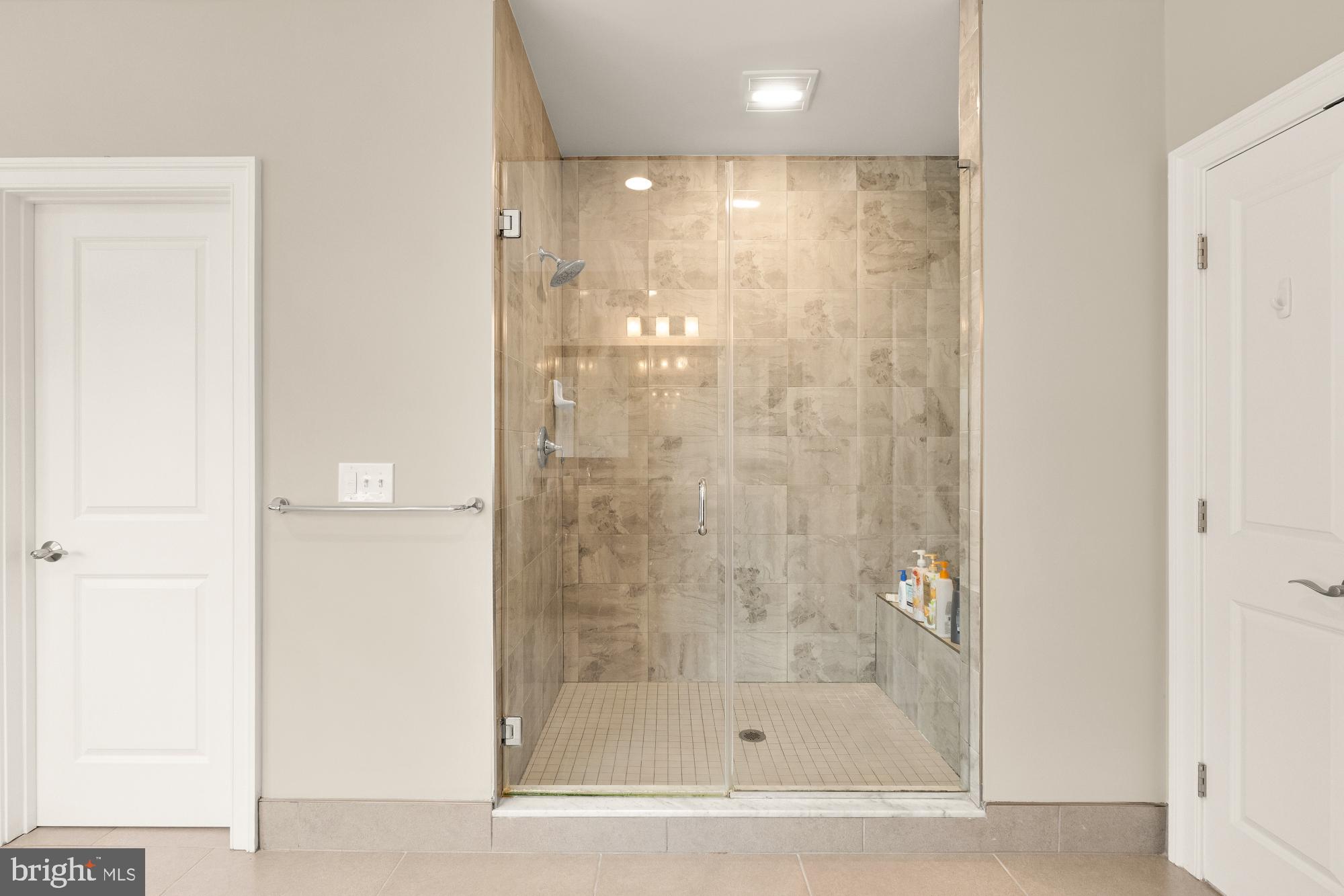 KENSINGTON TERRACE - Residential