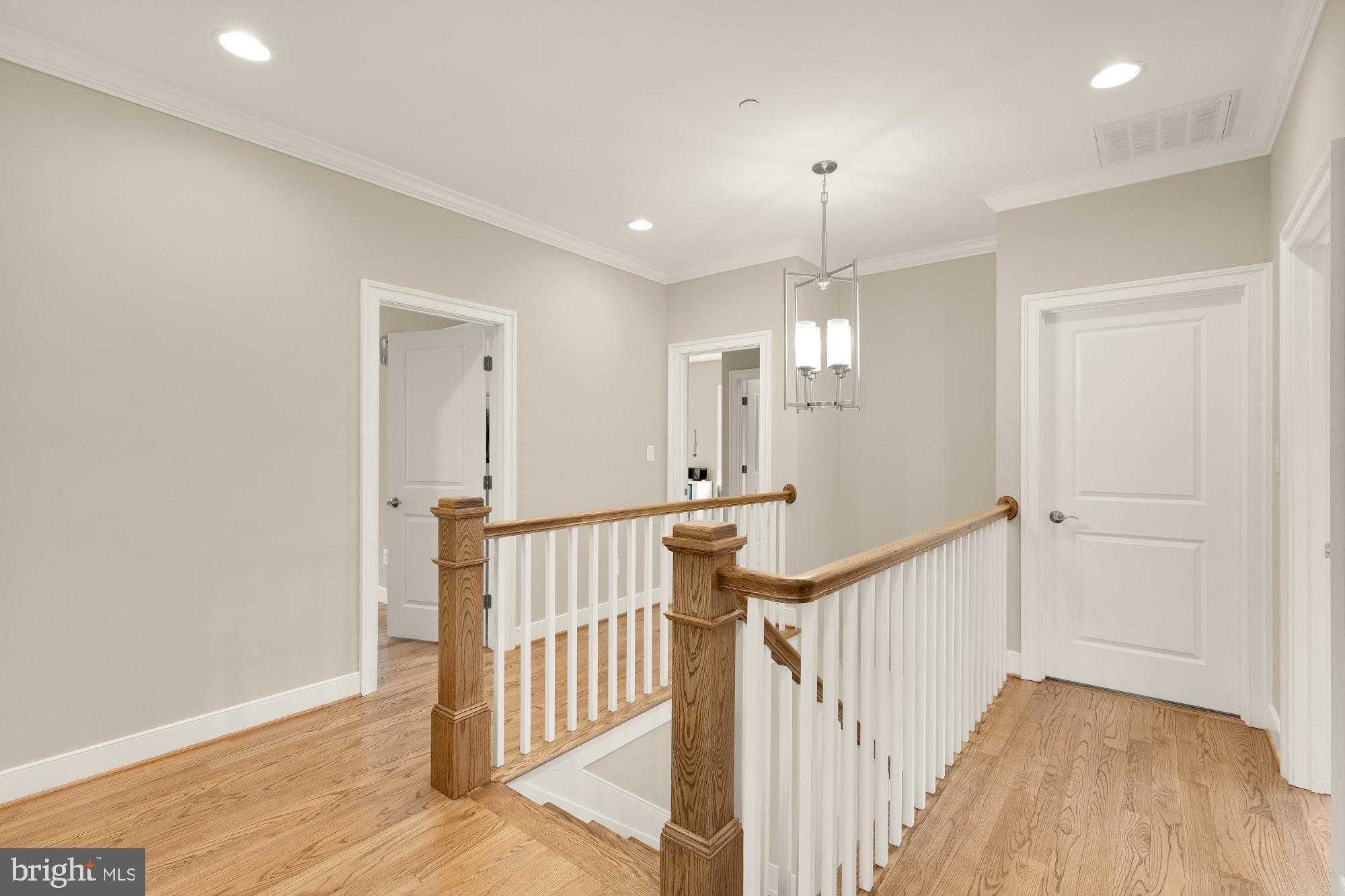 KENSINGTON TERRACE - Residential