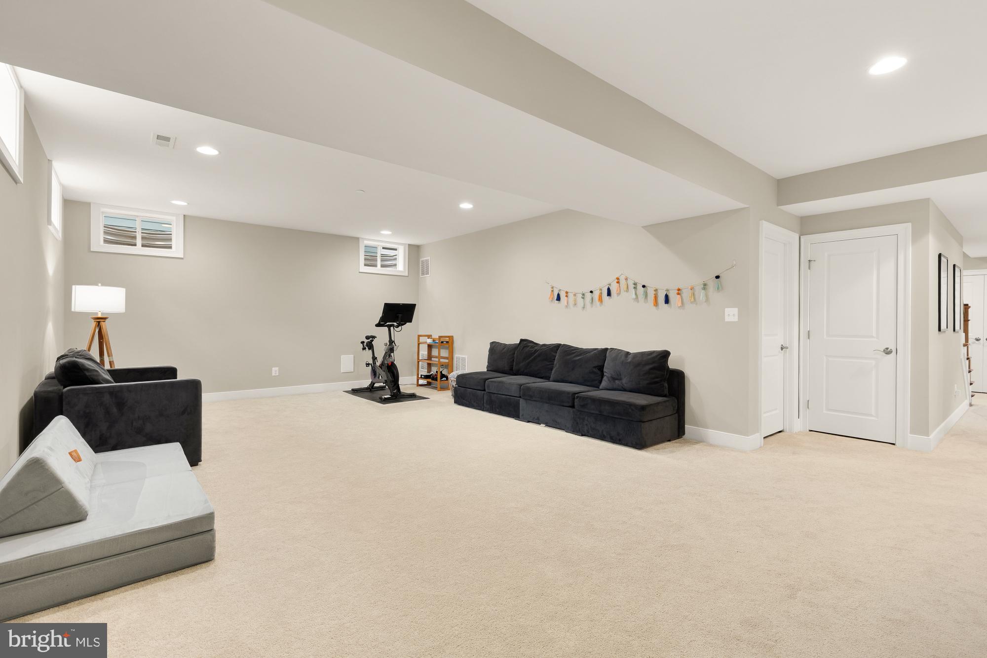 KENSINGTON TERRACE - Residential