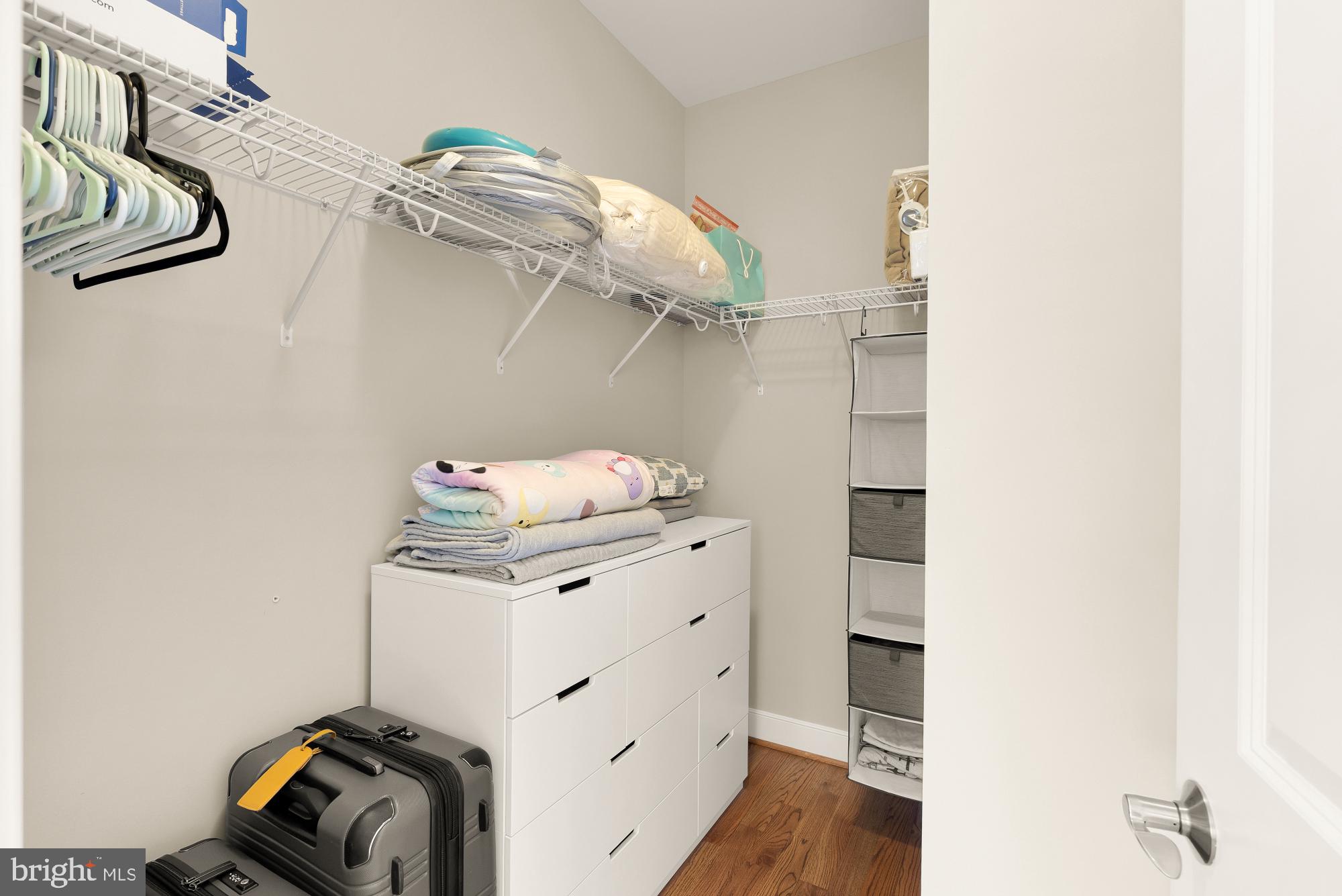 KENSINGTON TERRACE - Residential