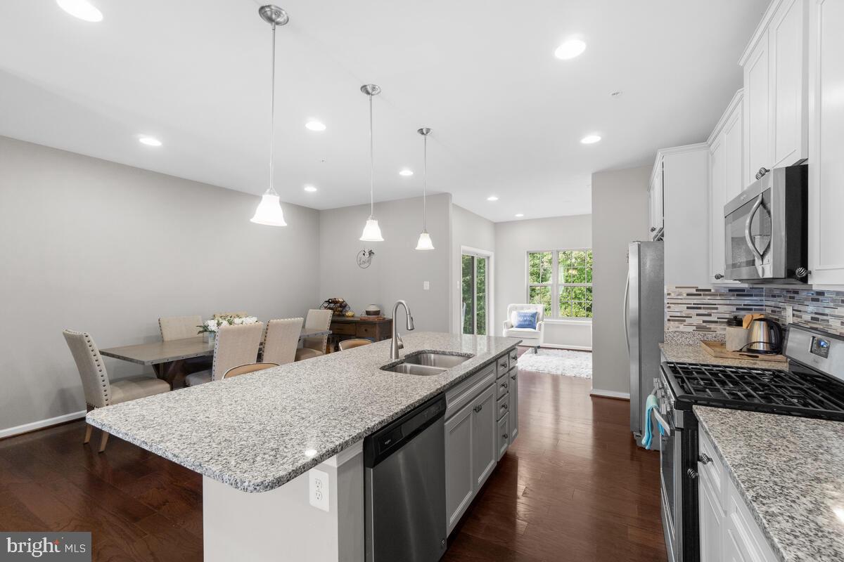 NORTH SHORE FOREST - Residential