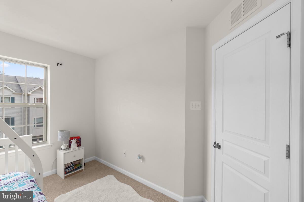 NORTH SHORE FOREST - Residential