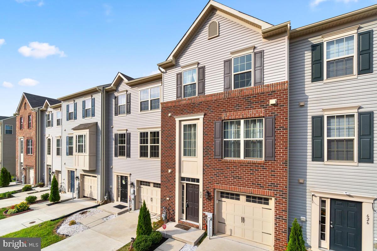 NORTH SHORE FOREST - Residential