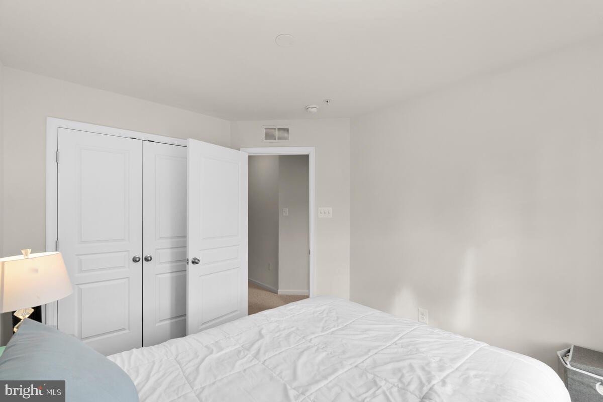 NORTH SHORE FOREST - Residential