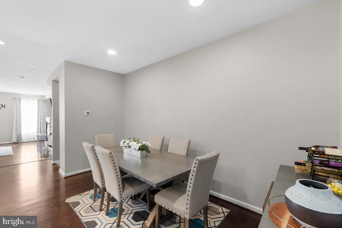 NORTH SHORE FOREST - Residential