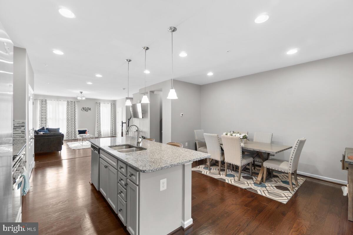 NORTH SHORE FOREST - Residential