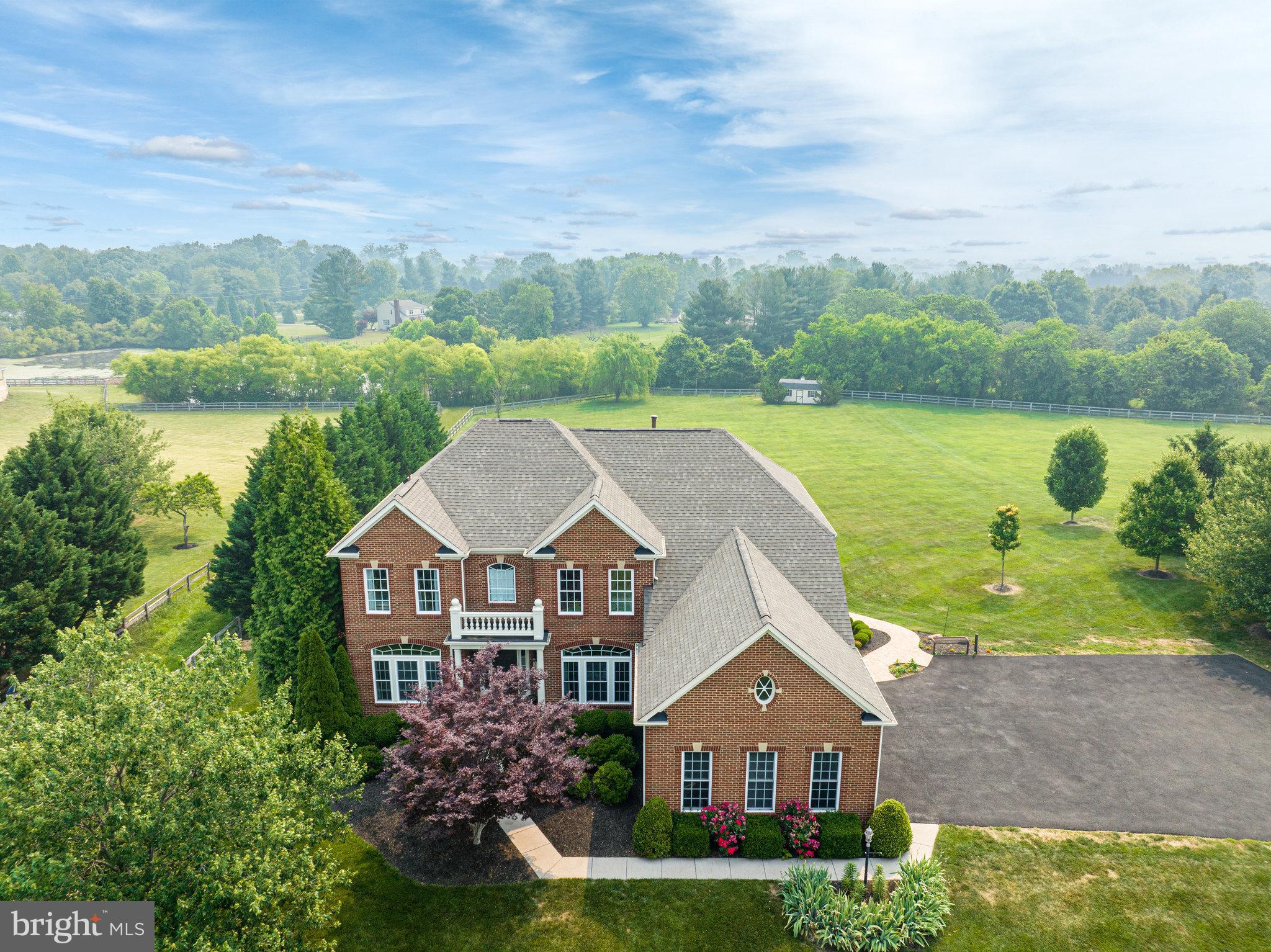 HOLLY RIDGE AT LAWNVALE - Residential