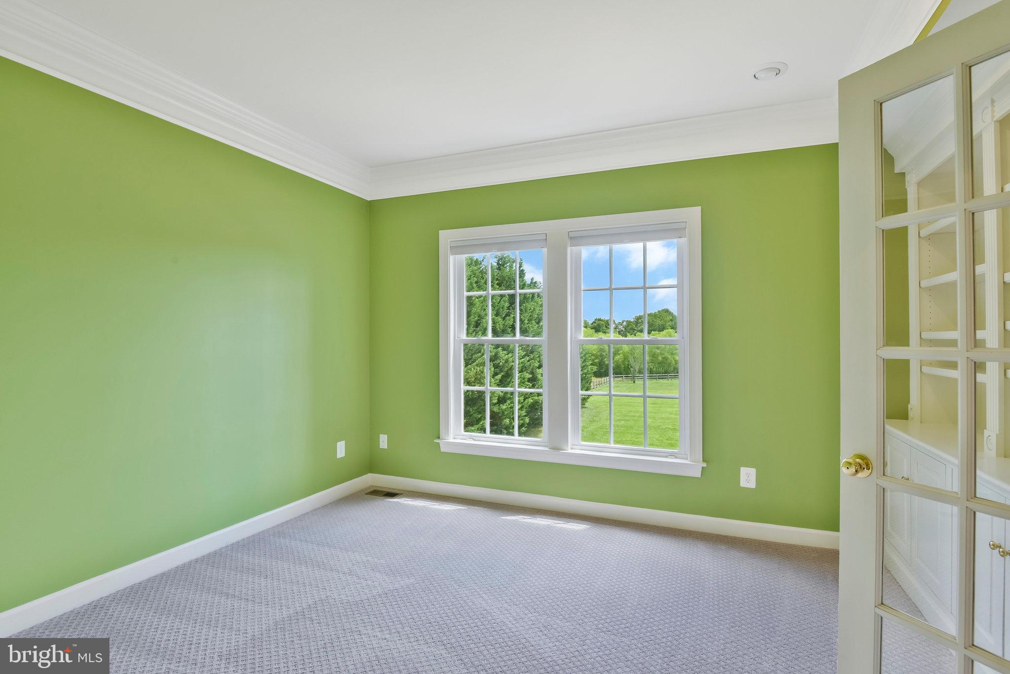 HOLLY RIDGE AT LAWNVALE - Residential