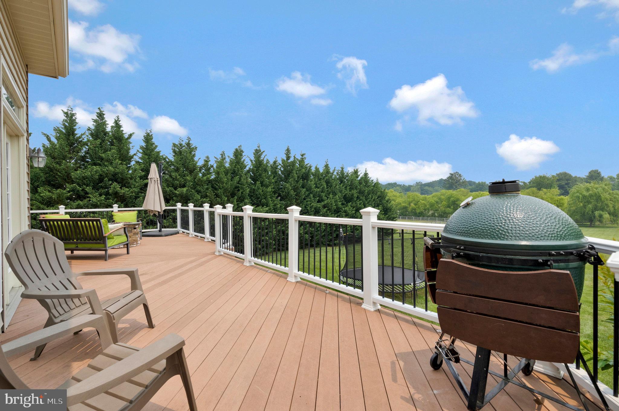 HOLLY RIDGE AT LAWNVALE - Residential