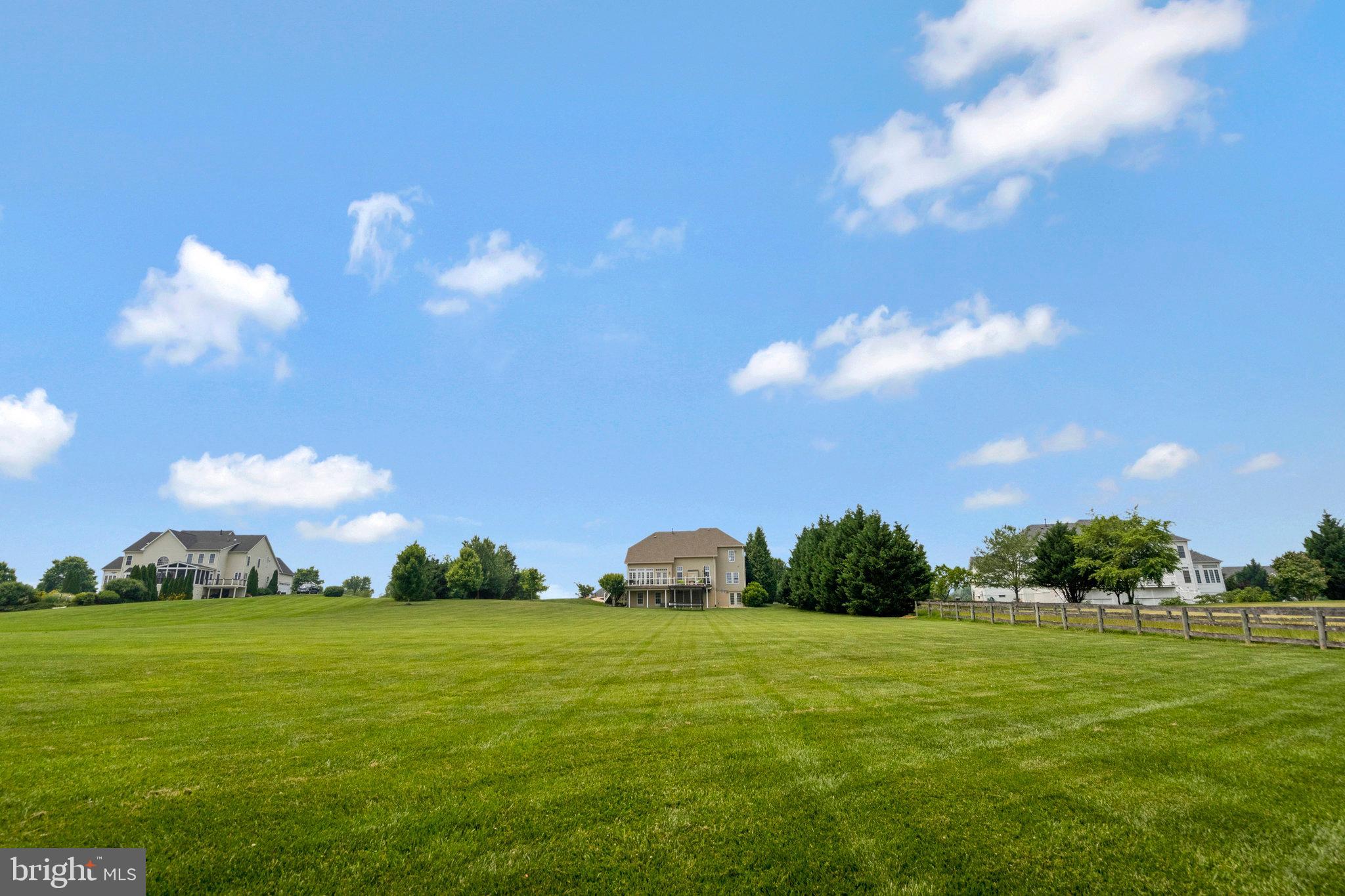 HOLLY RIDGE AT LAWNVALE - Residential