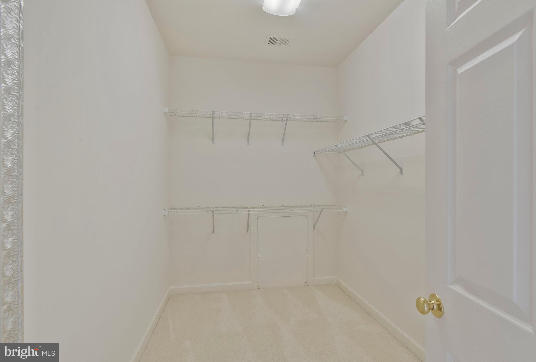 HOLLY RIDGE AT LAWNVALE - Residential