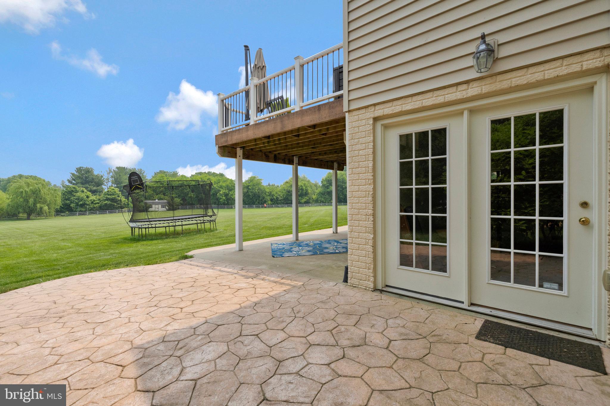 HOLLY RIDGE AT LAWNVALE - Residential