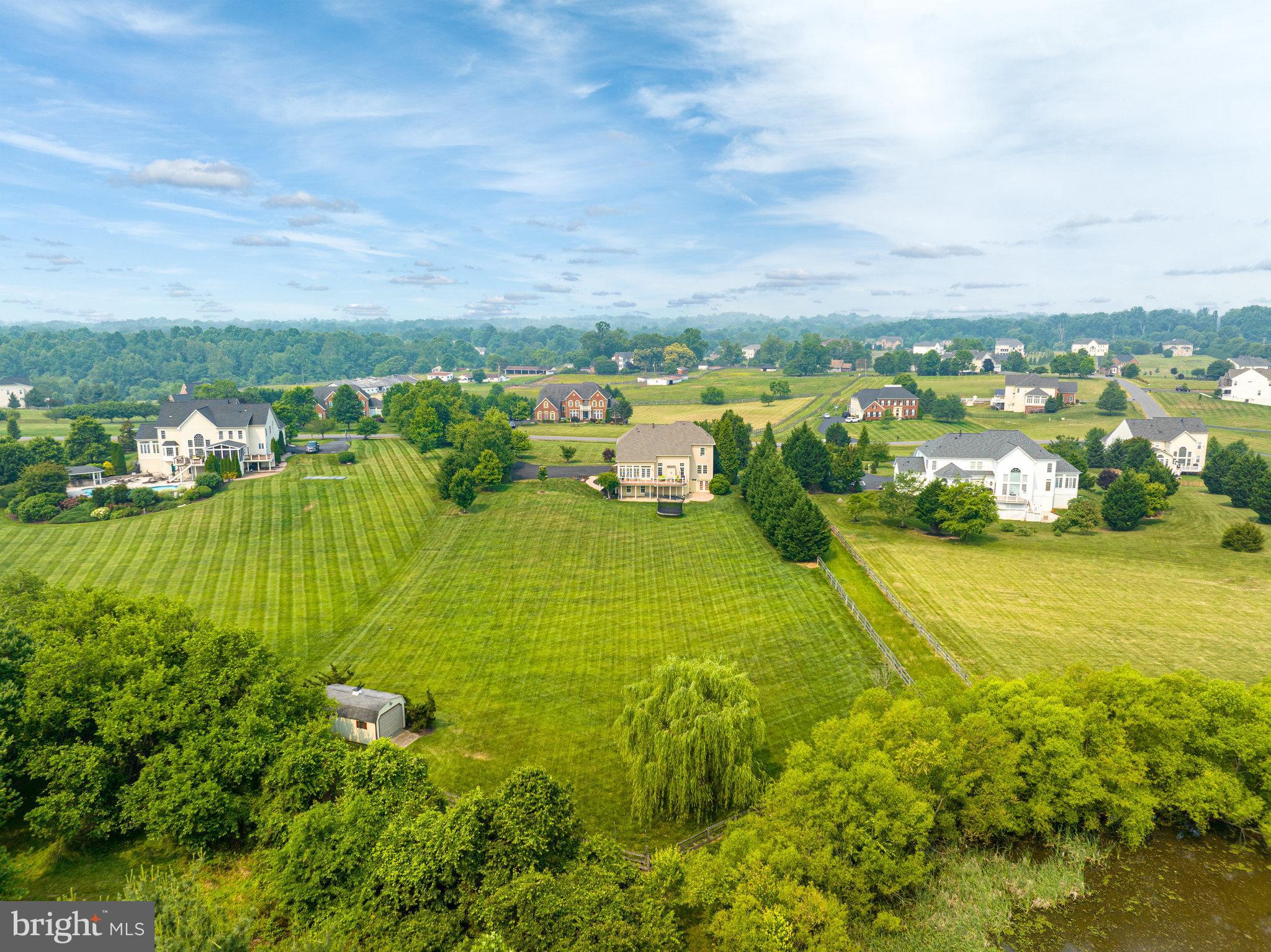 HOLLY RIDGE AT LAWNVALE - Residential