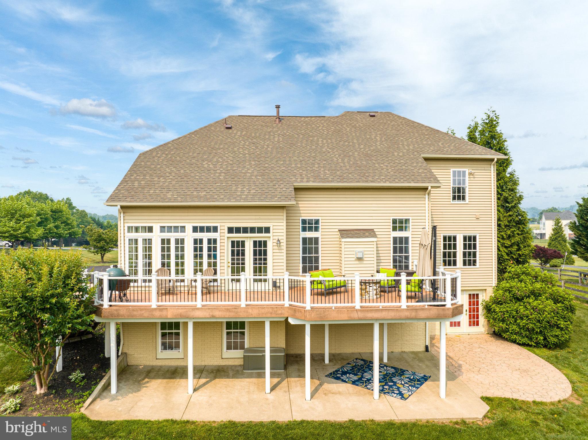 HOLLY RIDGE AT LAWNVALE - Residential