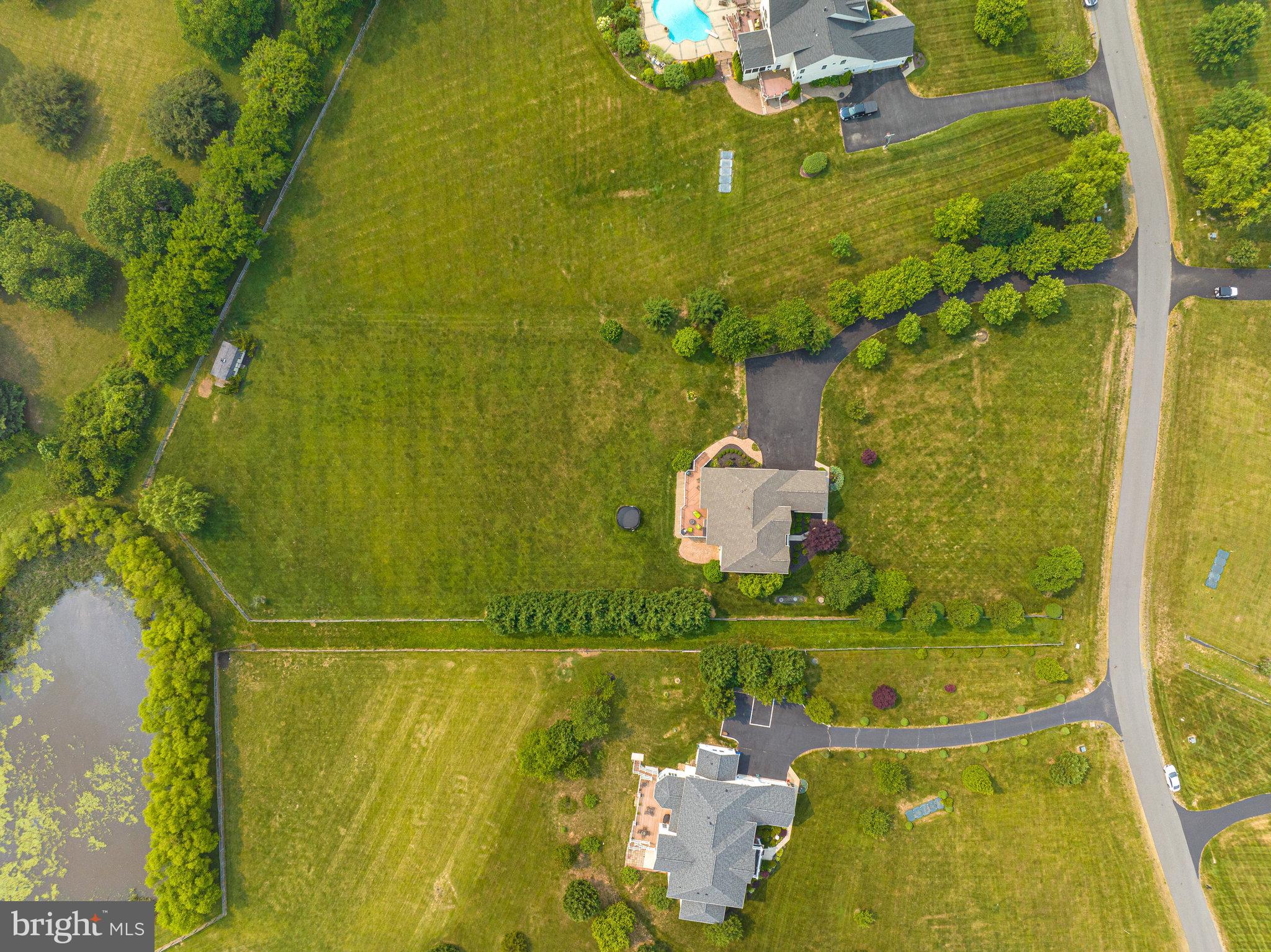 HOLLY RIDGE AT LAWNVALE - Residential