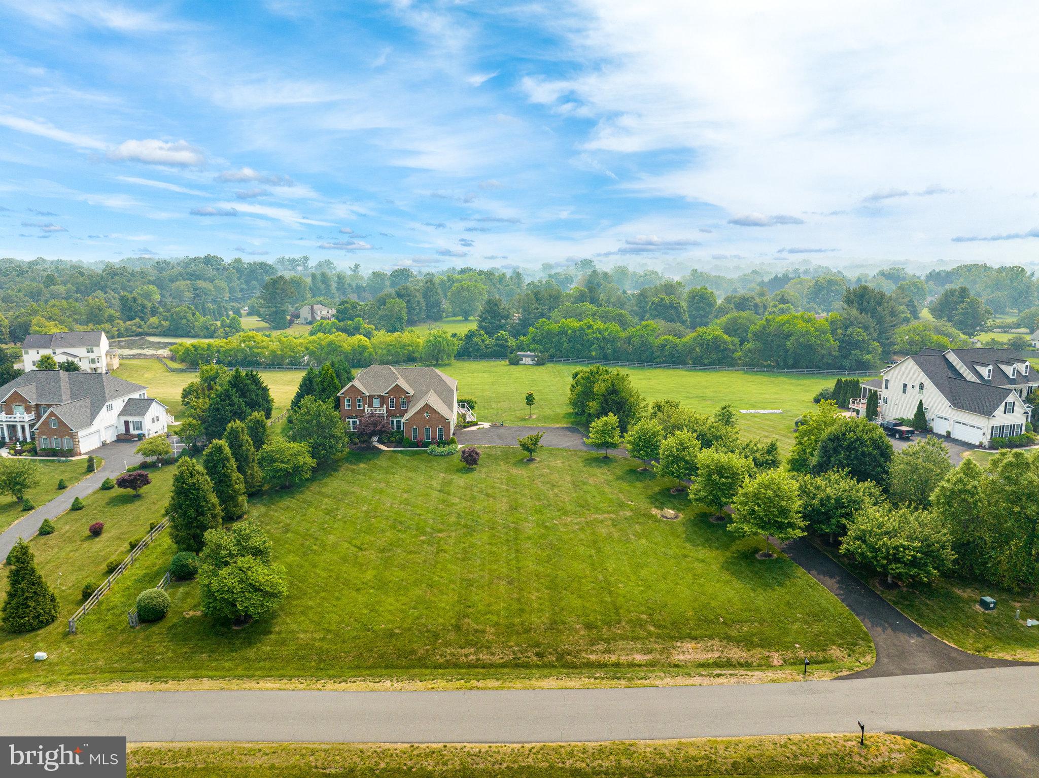 HOLLY RIDGE AT LAWNVALE - Residential