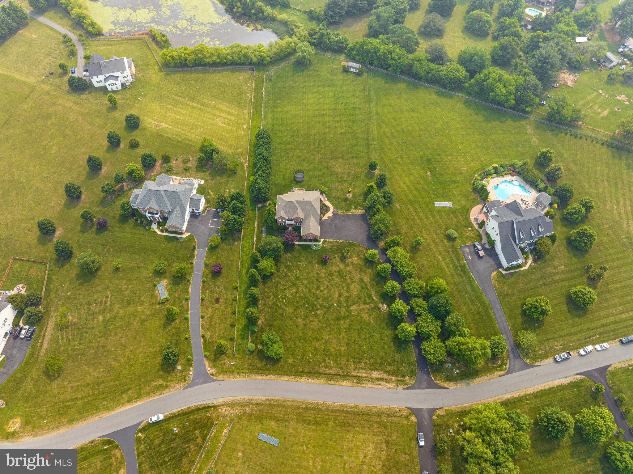 HOLLY RIDGE AT LAWNVALE - Residential