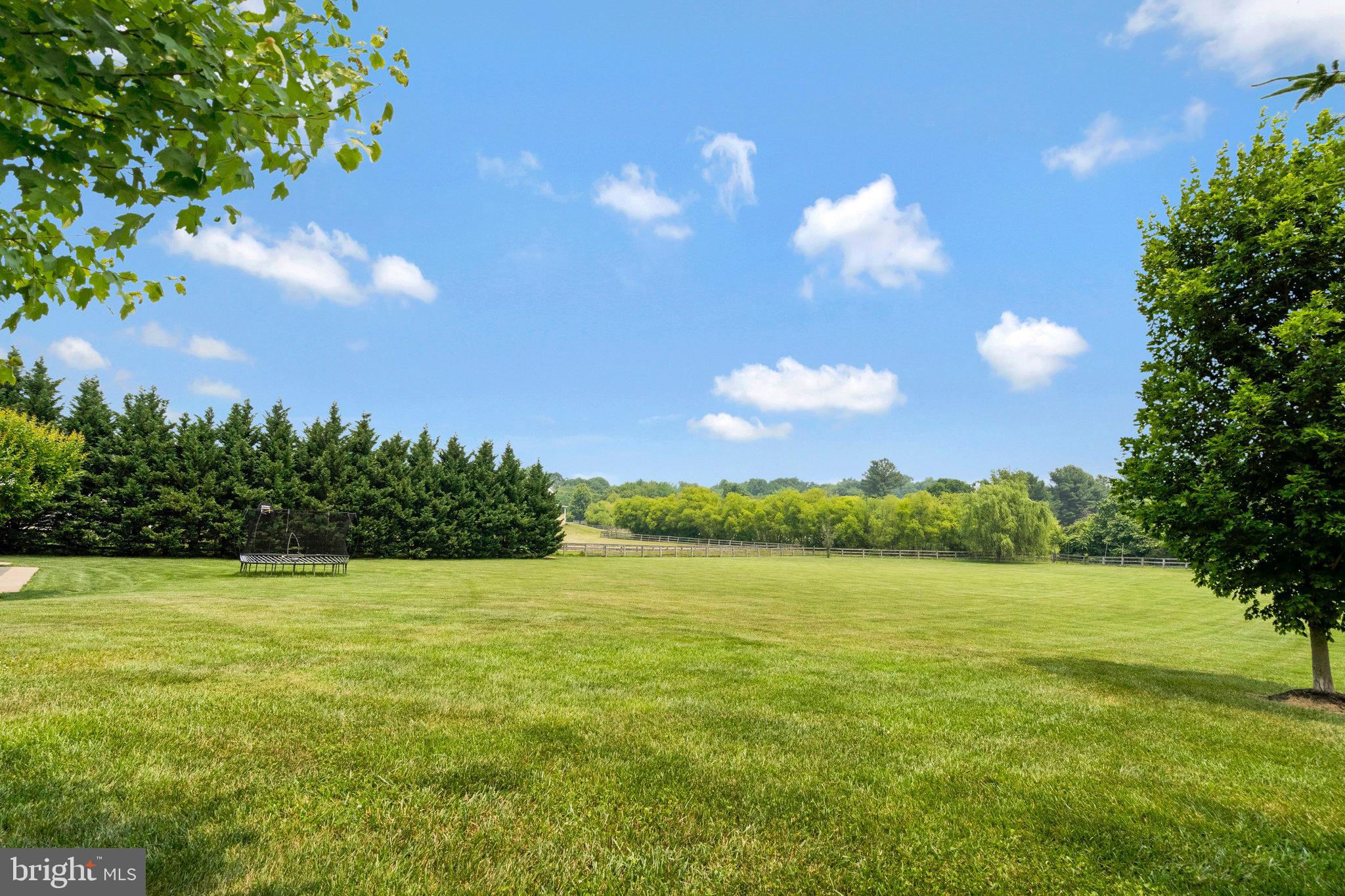 HOLLY RIDGE AT LAWNVALE - Residential