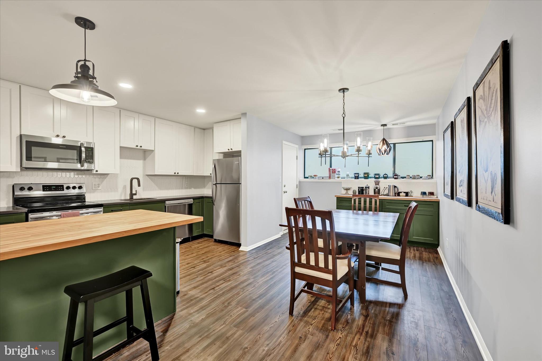 OWINGS MILLS - Residential