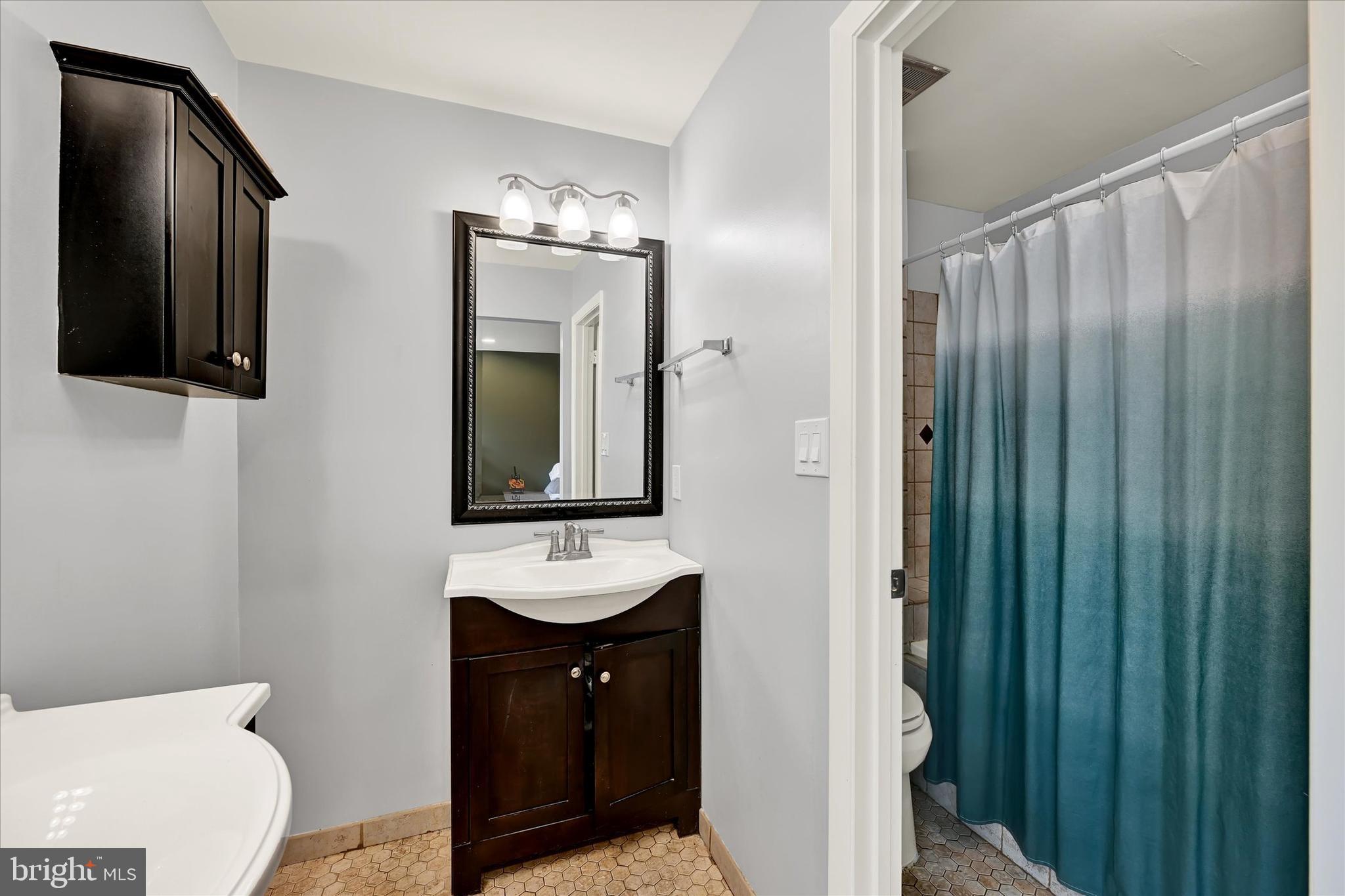 OWINGS MILLS - Residential